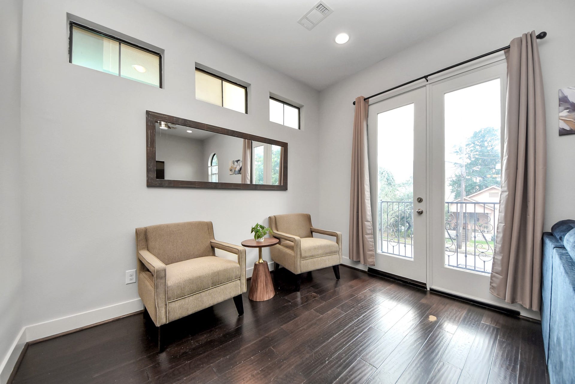 1706 Spring Street, Houston, TX 77007 1706 Spring Street, Houston, TX 77007