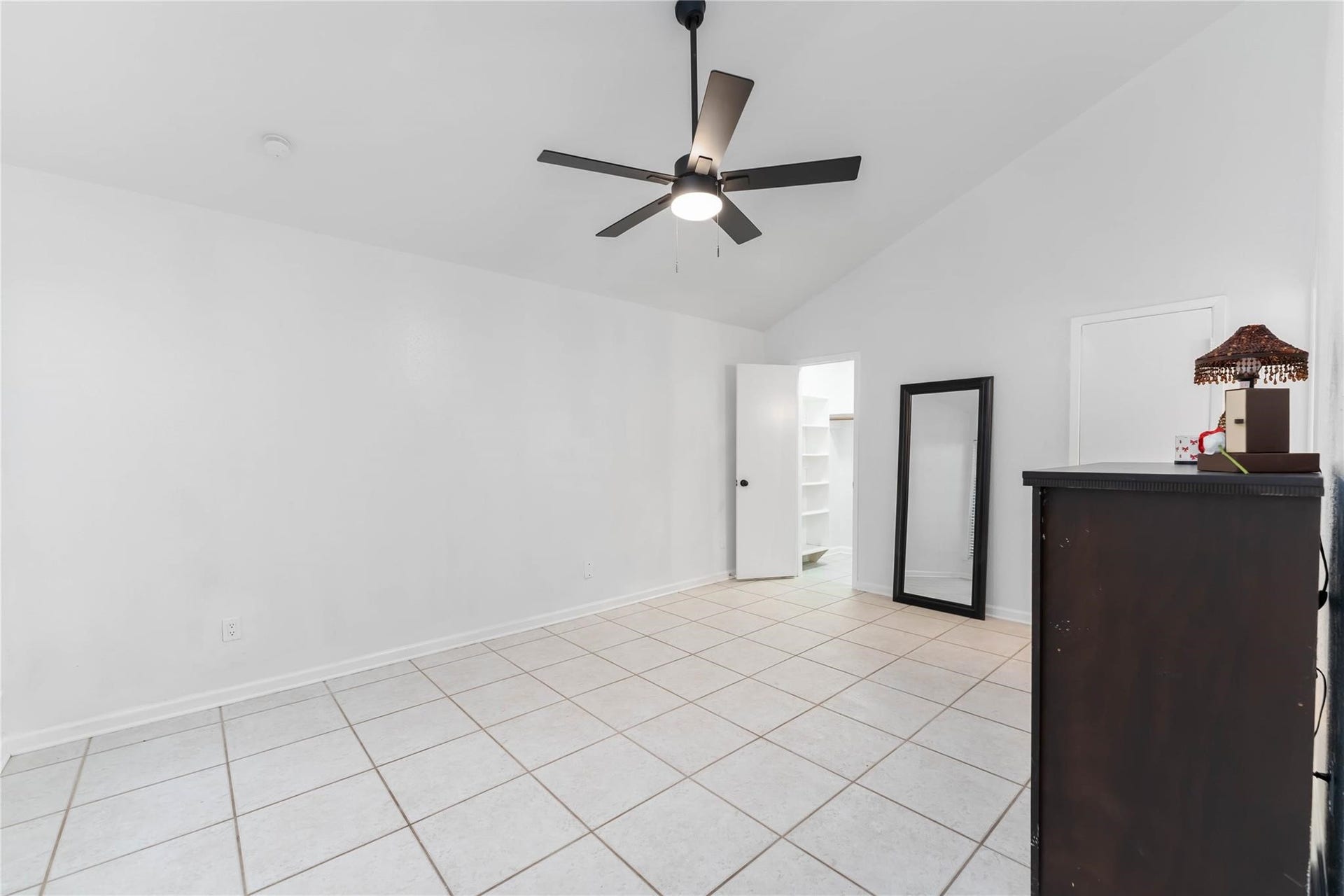 13911 Hollowgreen Drive, Houston, TX 77082 13911 Hollowgreen Drive, Houston, TX 77082
