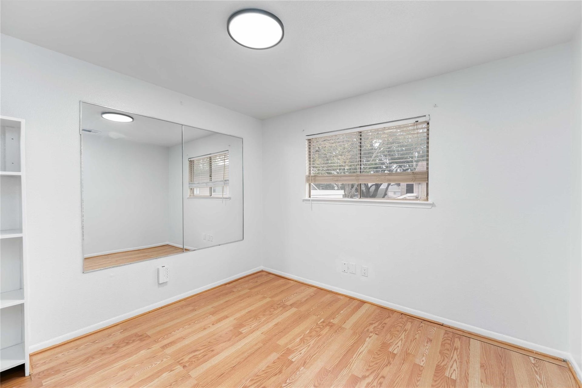13911 Hollowgreen Drive, Houston, TX 77082 13911 Hollowgreen Drive, Houston, TX 77082