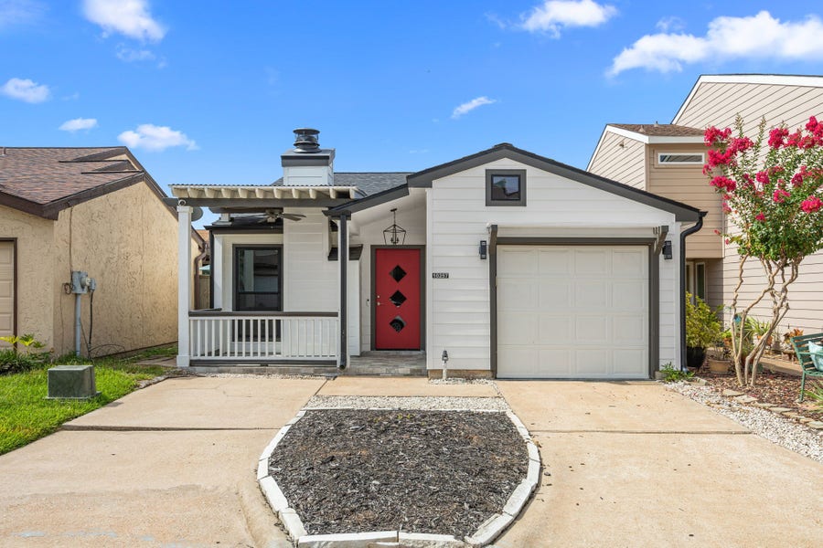 Property photo for 10257 Bridgeland Lane, Houston, TX