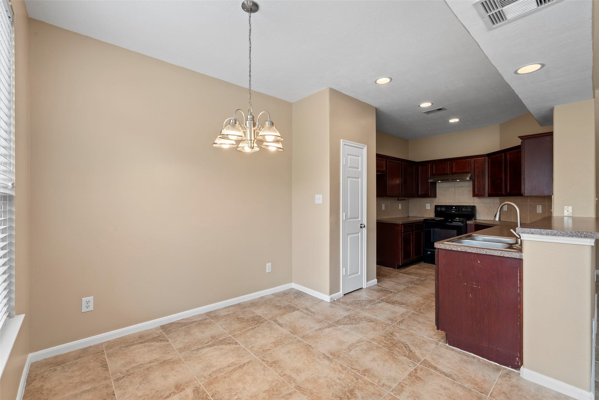 1950 Natalie Rose Drive, Houston, TX 77090 1950 Natalie Rose Drive, Houston, TX 77090