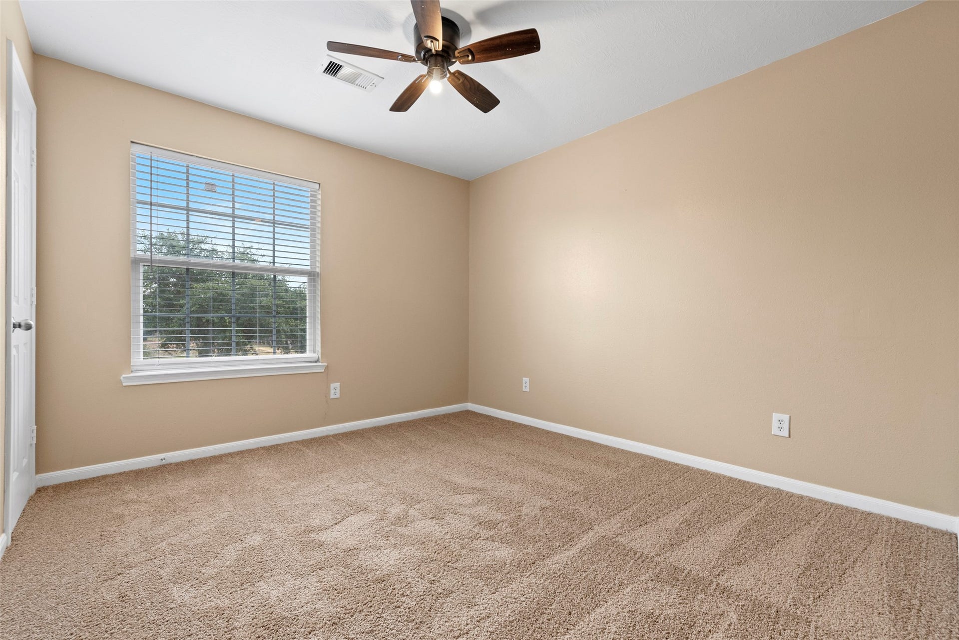 1950 Natalie Rose Drive, Houston, TX 77090 1950 Natalie Rose Drive, Houston, TX 77090