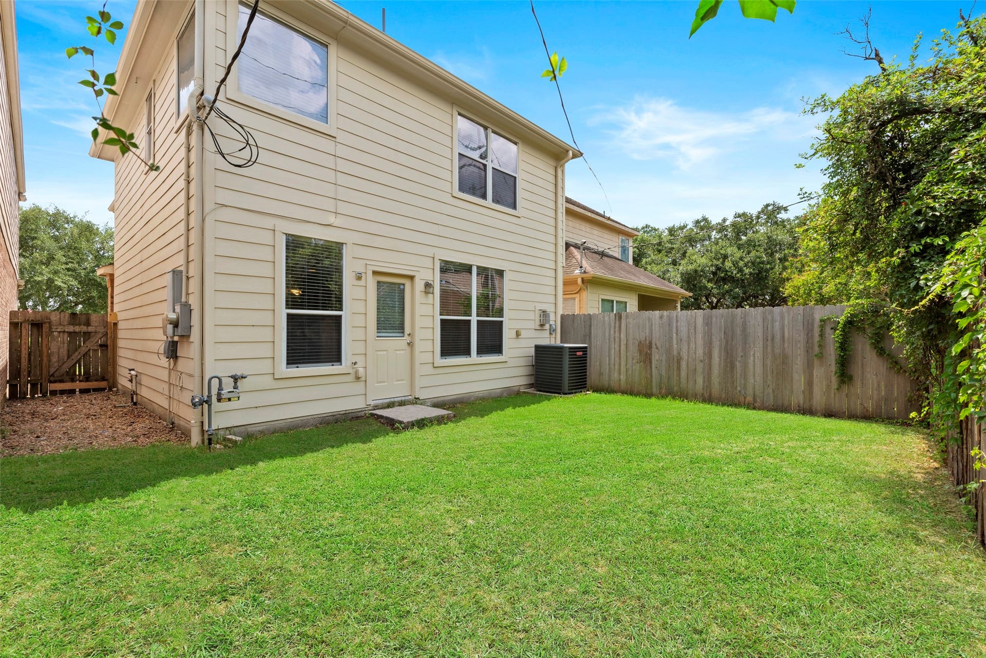 1950 Natalie Rose Drive, Houston, TX 77090 1950 Natalie Rose Drive, Houston, TX 77090