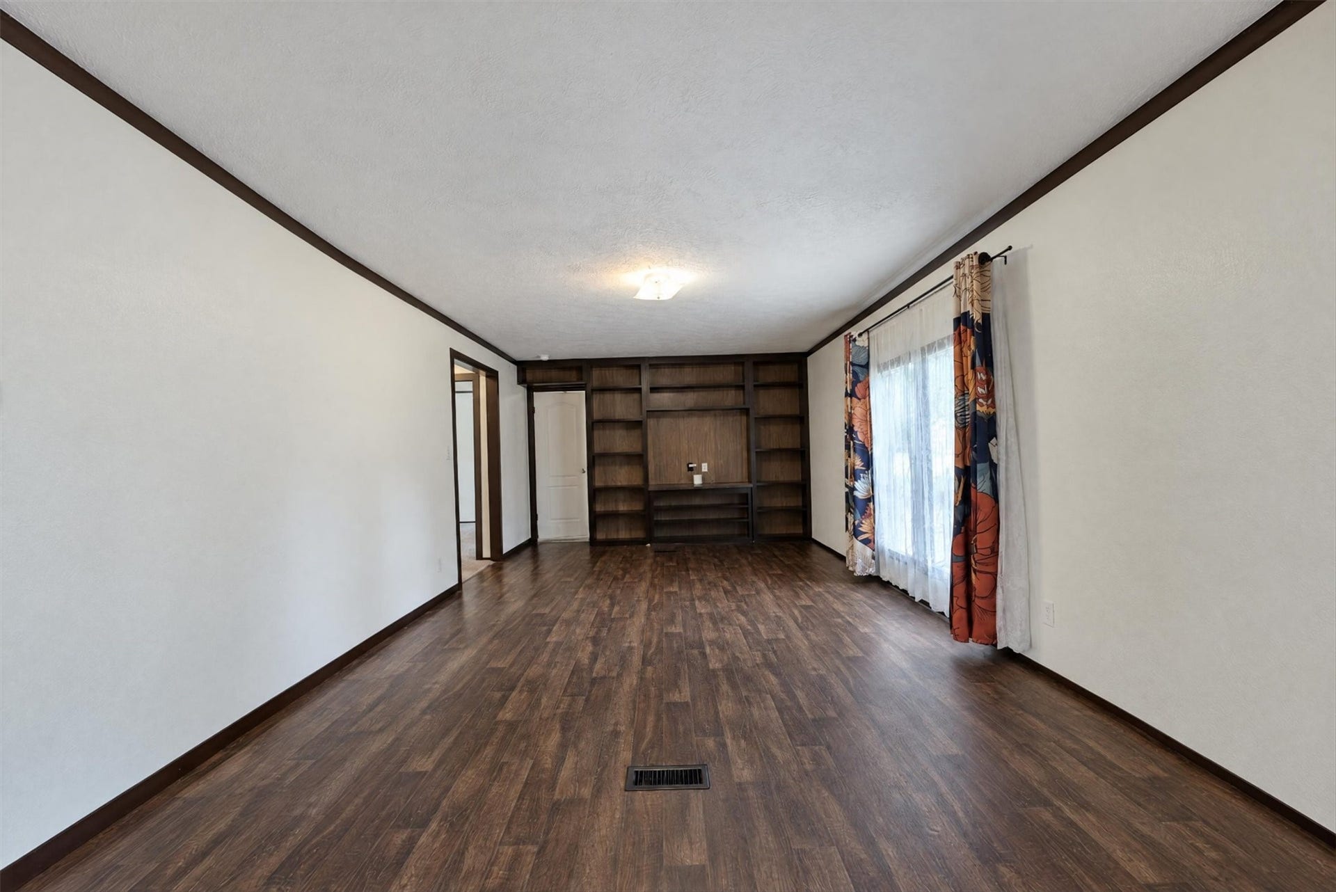 11350 Hillcrest Drive, Conroe, TX 77303 11350 Hillcrest Drive, Conroe, TX 77303