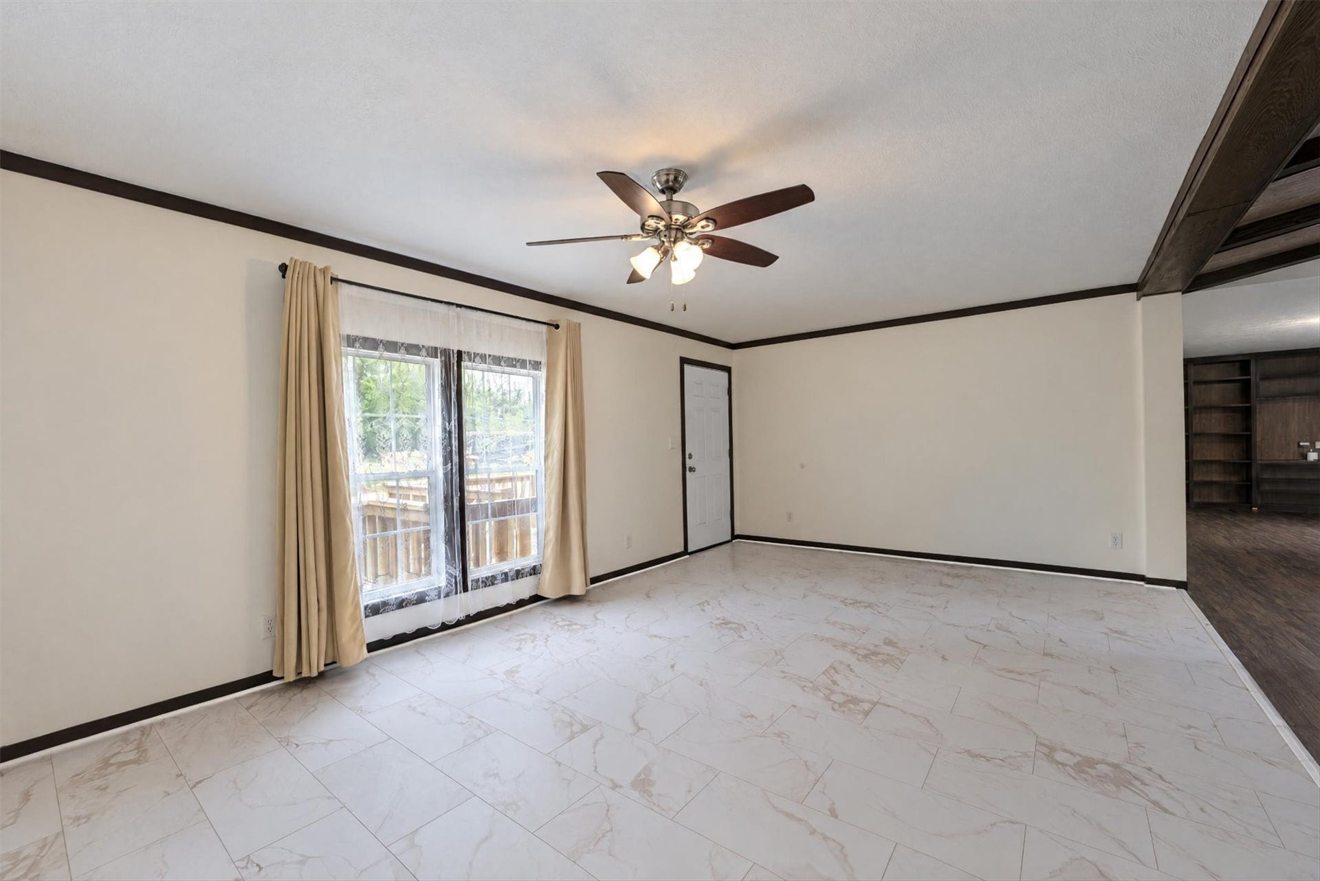 11350 Hillcrest Drive, Conroe, TX 77303 11350 Hillcrest Drive, Conroe, TX 77303