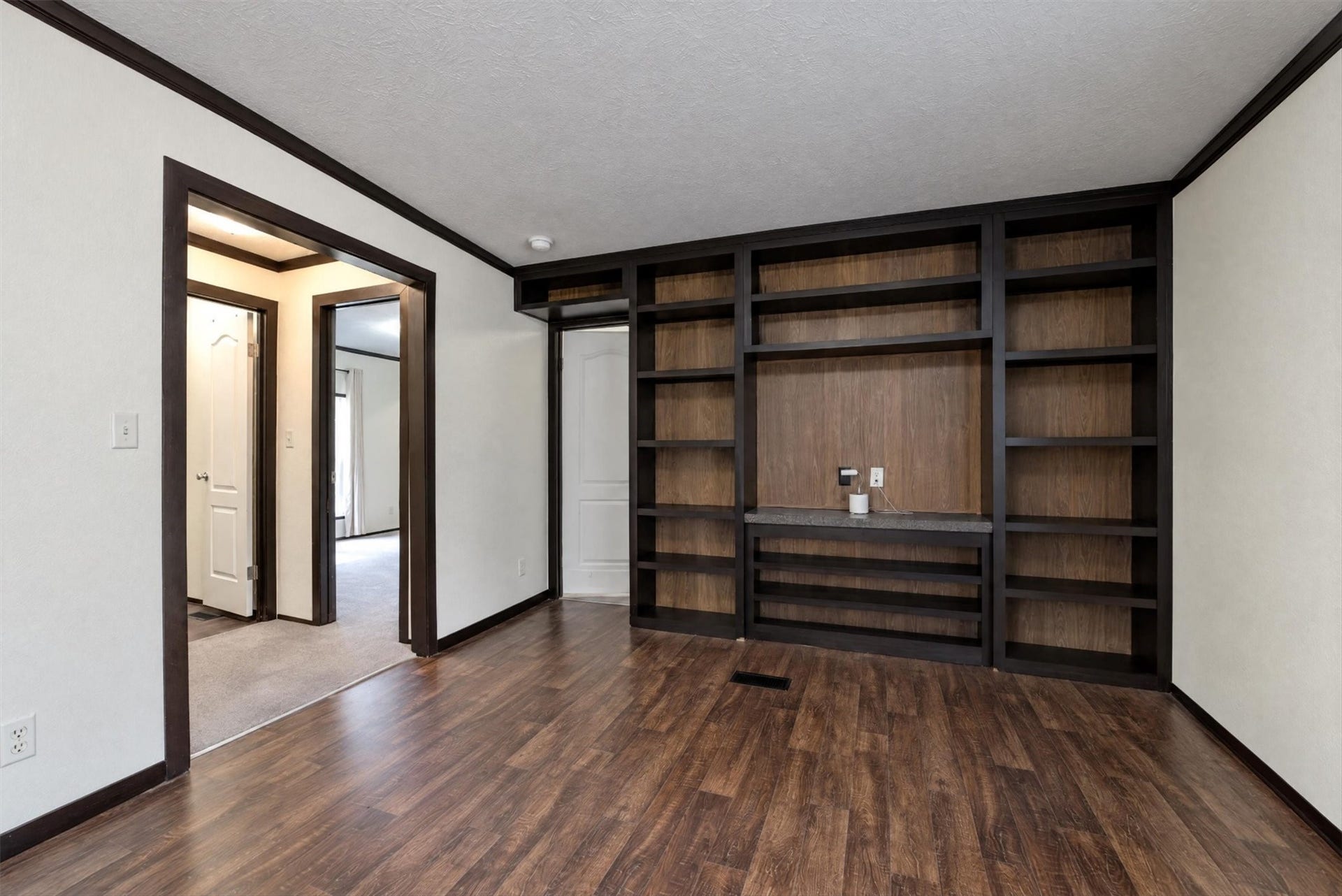 11350 Hillcrest Drive, Conroe, TX 77303 11350 Hillcrest Drive, Conroe, TX 77303