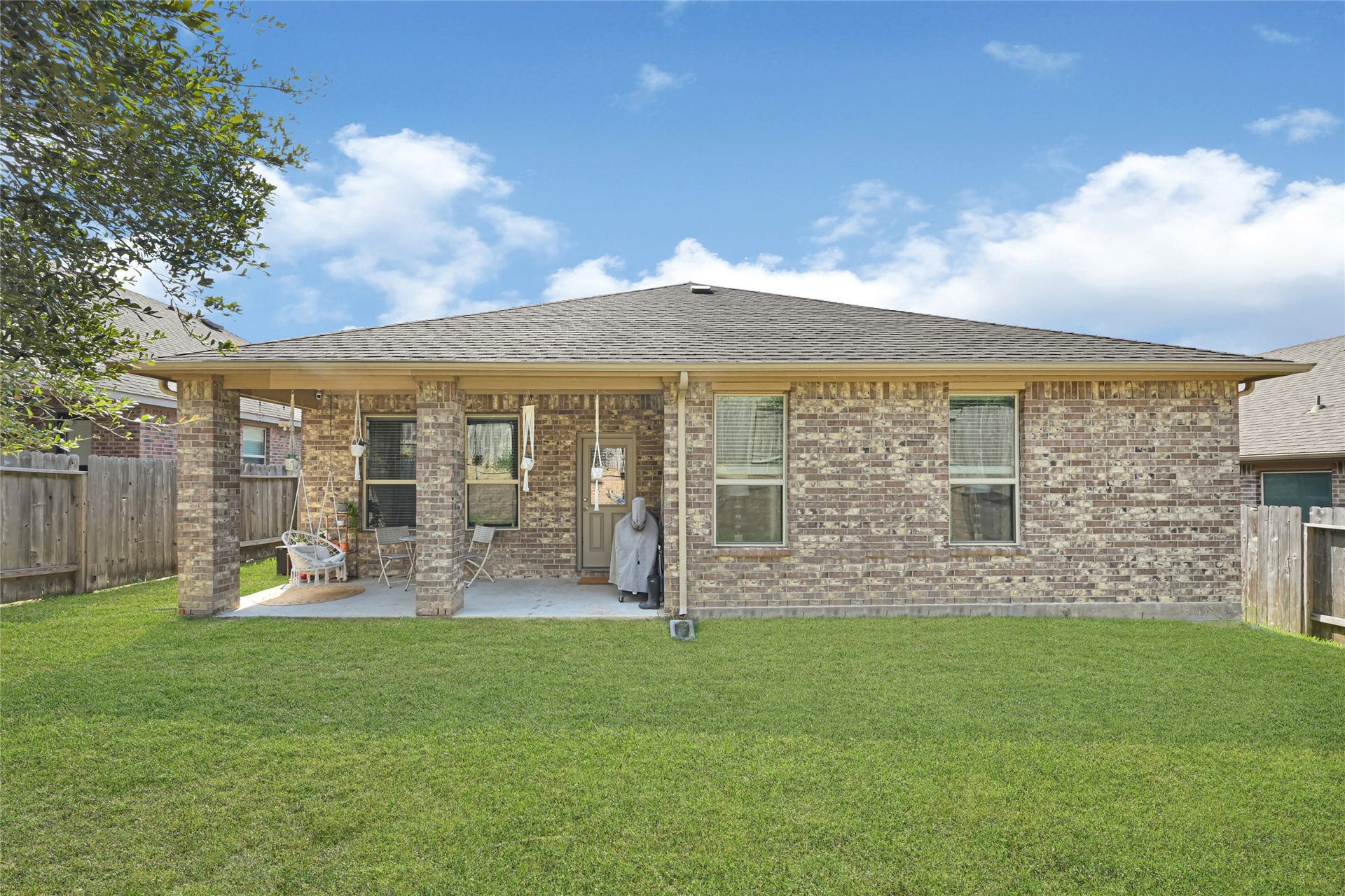 8422 Coral Cove Pass Lane, Conroe, TX 77304