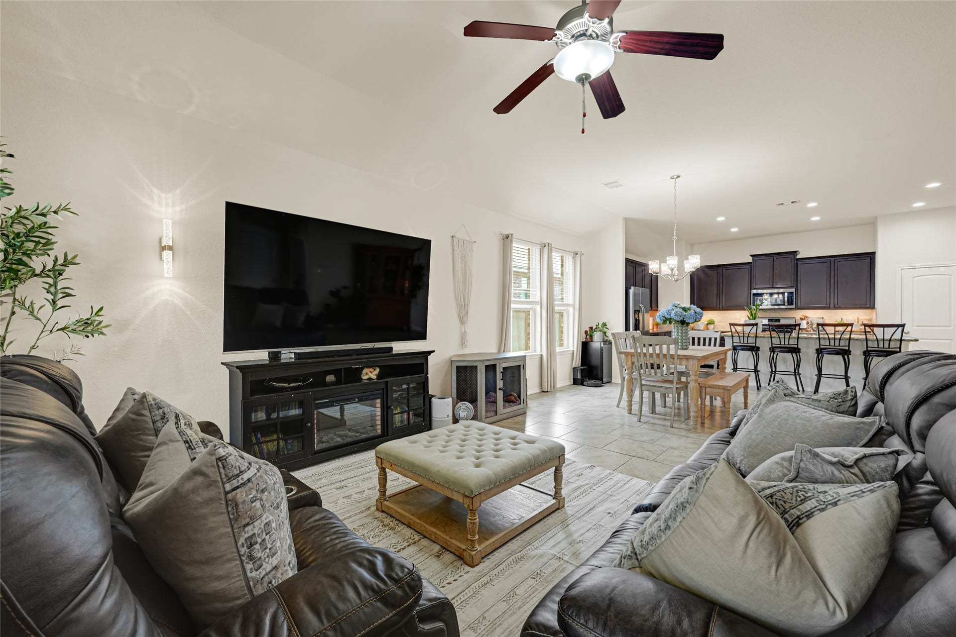 8422 Coral Cove Pass Lane, Conroe, TX 77304