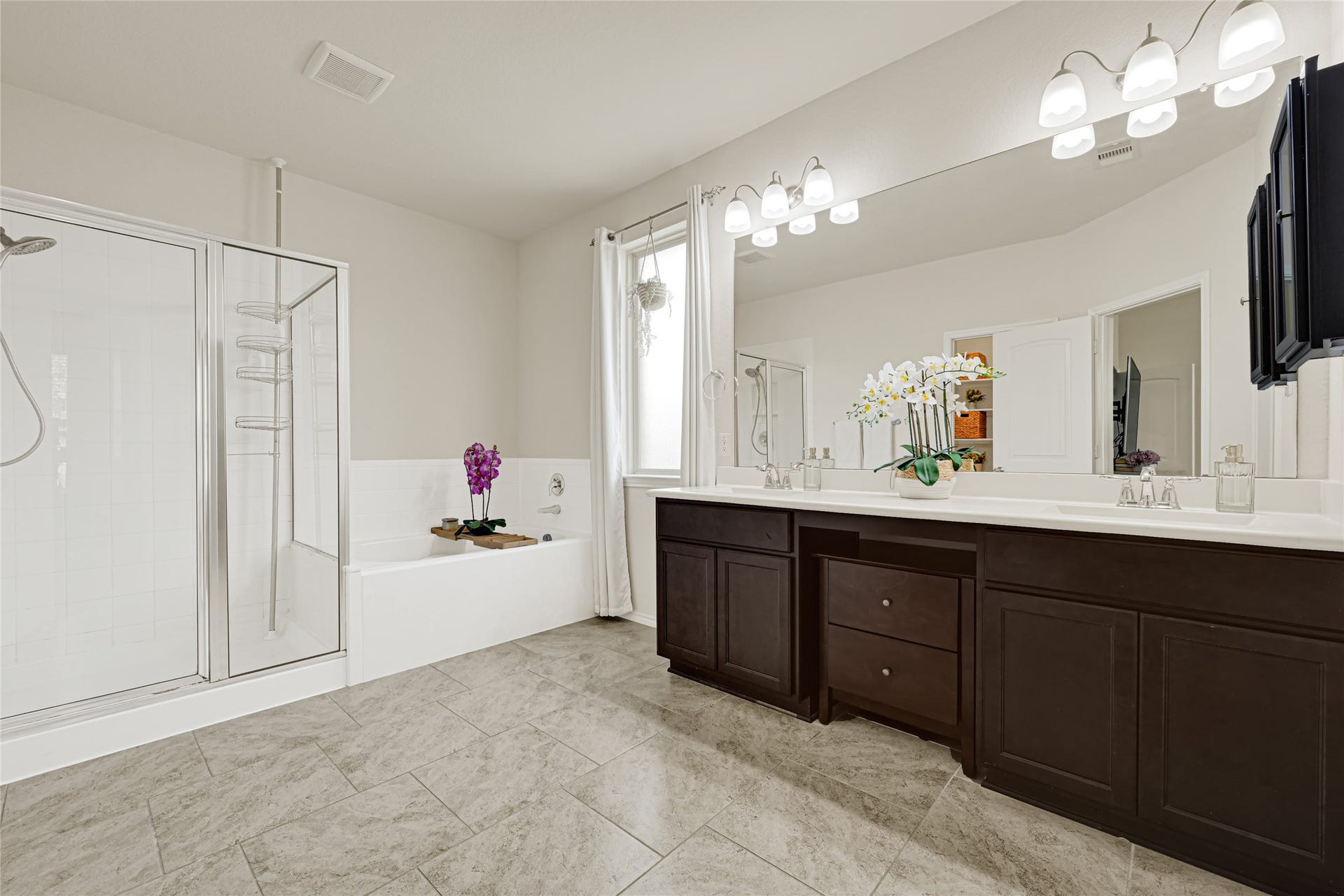 8422 Coral Cove Pass Lane, Conroe, TX 77304
