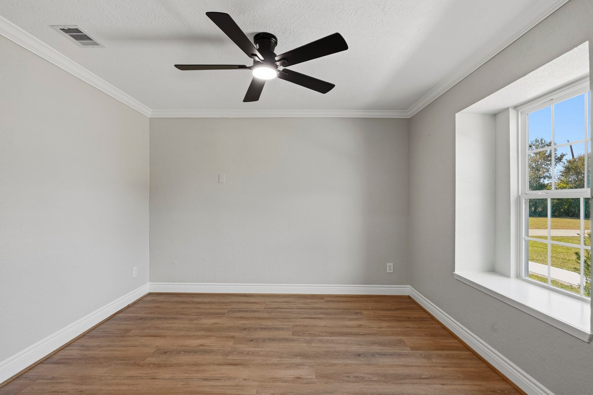 119 Avenue J, Dickinson, TX 77539 119 Avenue J, Dickinson, TX 77539