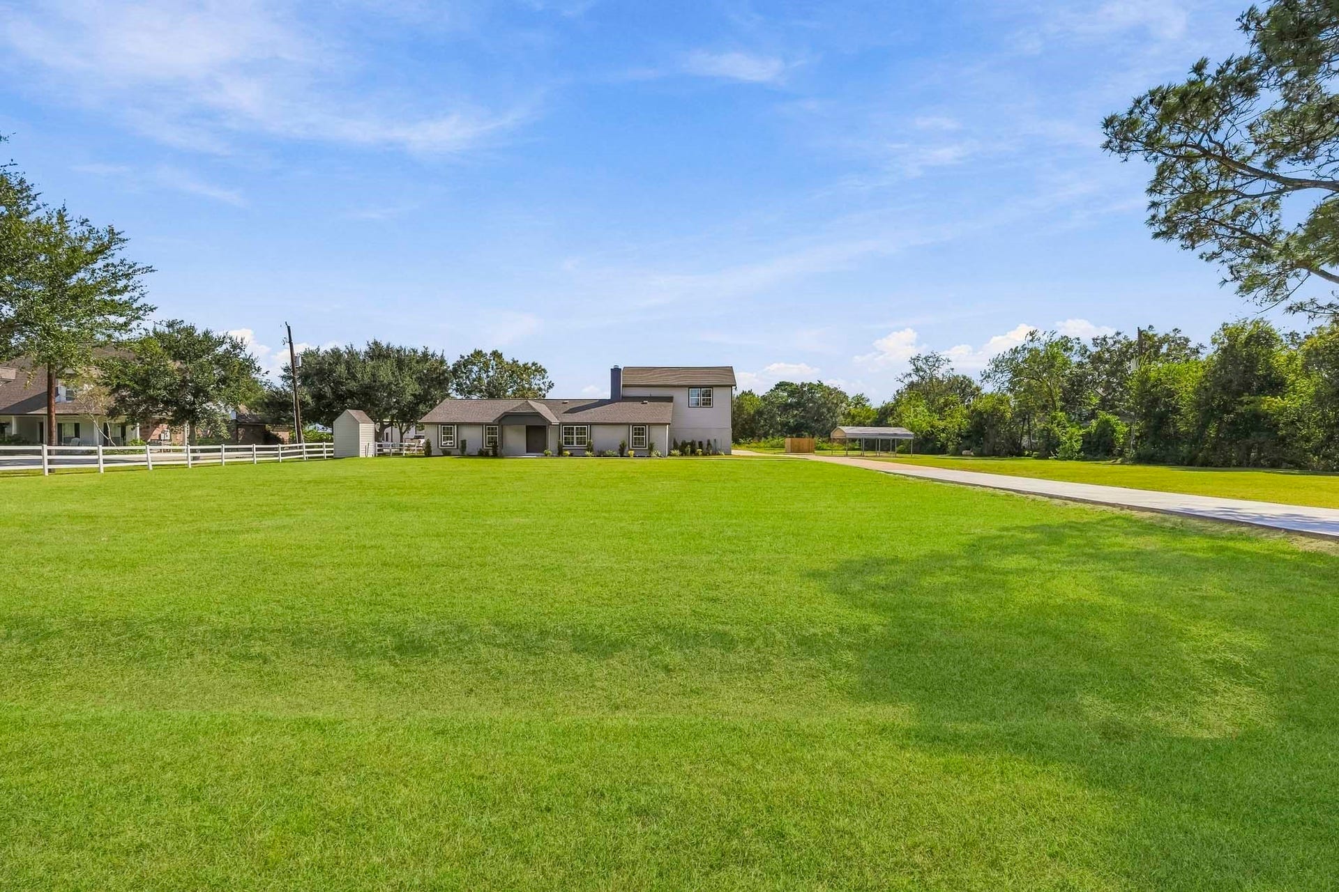 119 Avenue J, Dickinson, TX 77539 119 Avenue J, Dickinson, TX 77539