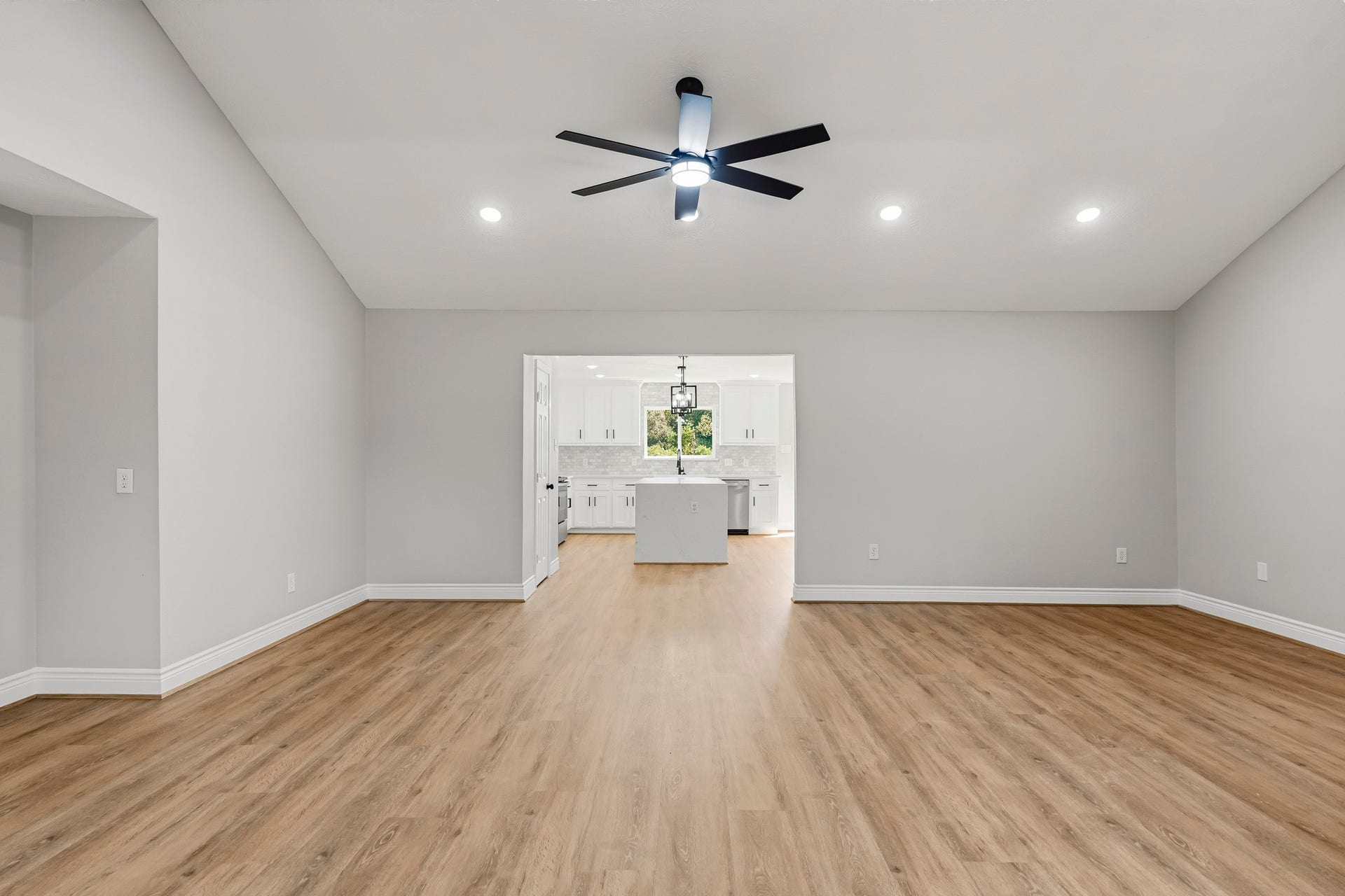 119 Avenue J, Dickinson, TX 77539 119 Avenue J, Dickinson, TX 77539
