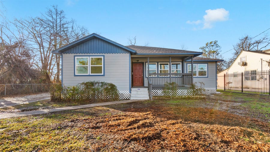 Property photo for 3002 Bostic Street, Houston, TX