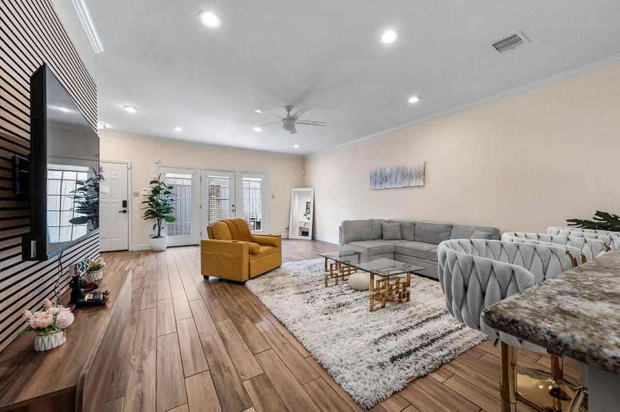 Property photo for 660 Wilcrest Drive, #660, Houston, TX