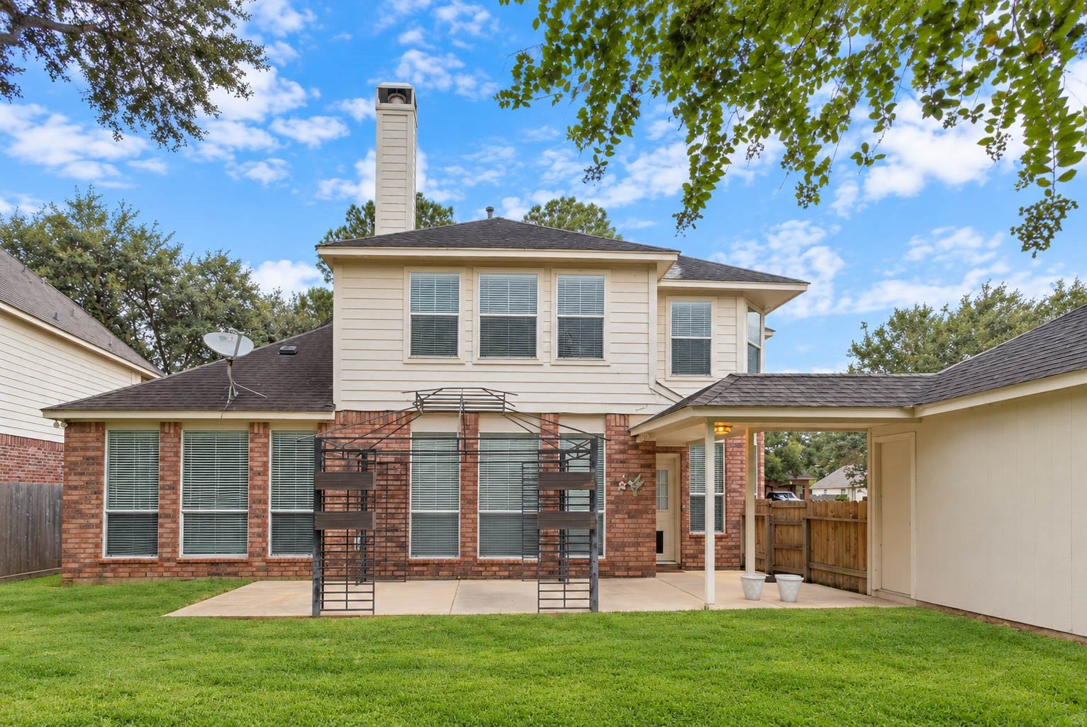 2618 Pinebend Drive, Pearland, TX 77584 2618 Pinebend Drive, Pearland, TX 77584