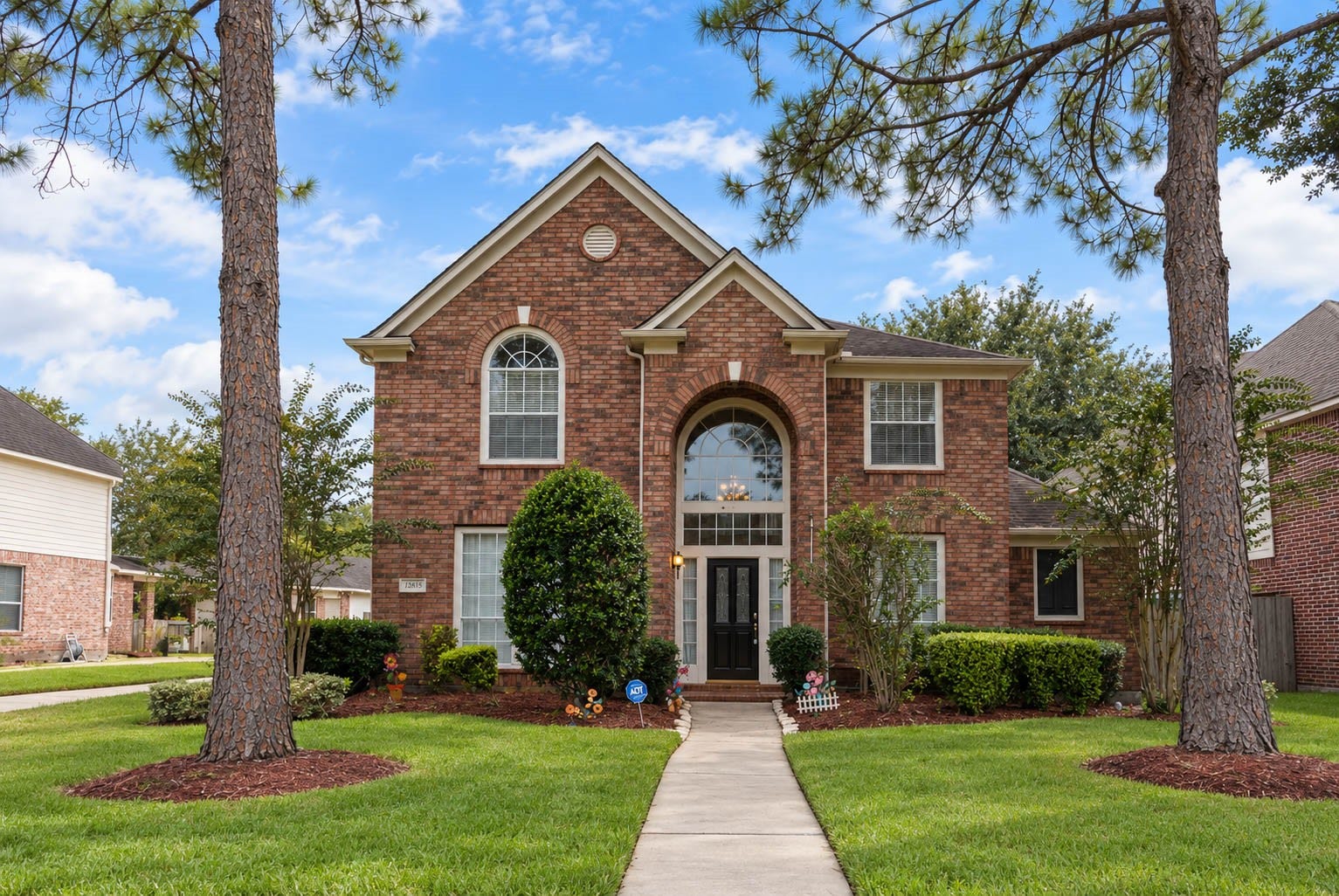 2618 Pinebend Drive, Pearland, TX 77584 2618 Pinebend Drive, Pearland, TX 77584