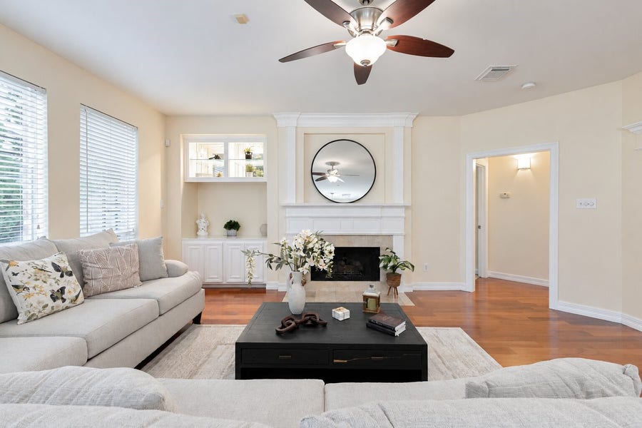 Property photo for 2618 Pinebend Drive, Pearland, TX