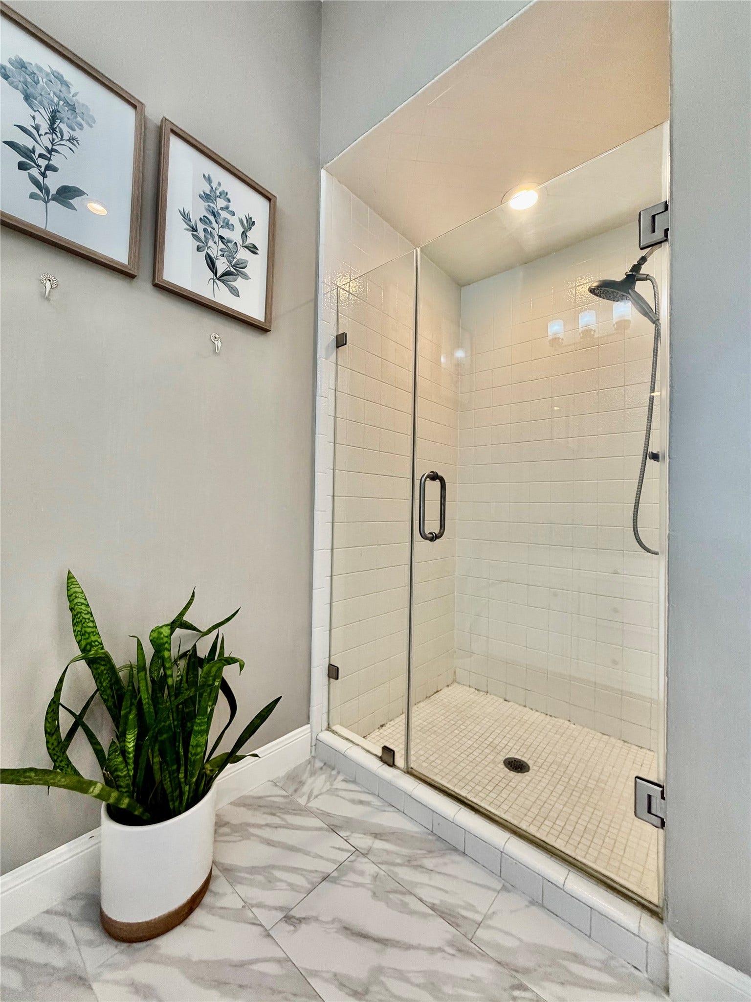 118 Mill Trail Drive, Sugar Land, TX 77498 Second level with 3 bedrooms and flex space.