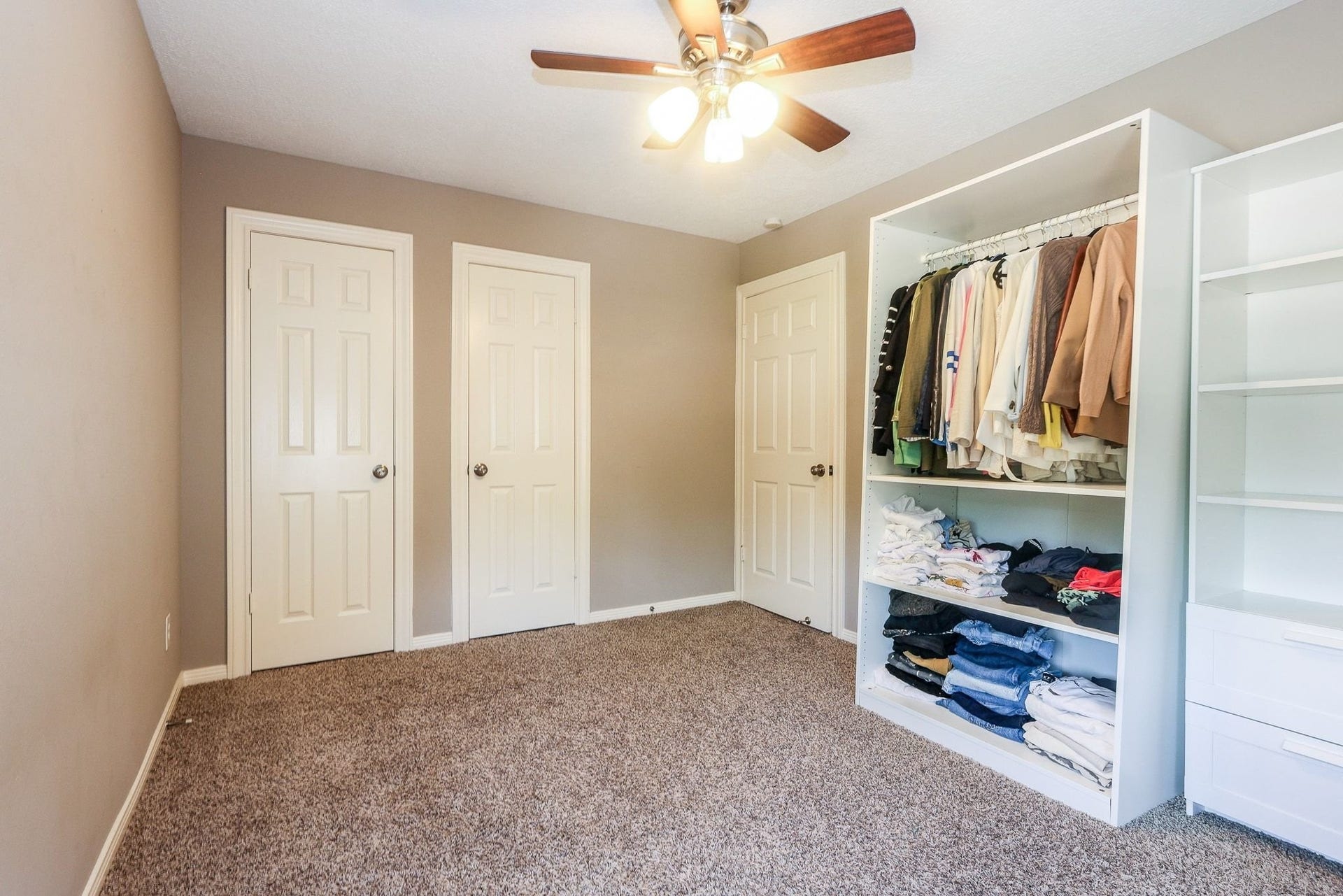 118 Mill Trail Drive, Sugar Land, TX 77498 Bedroom three.