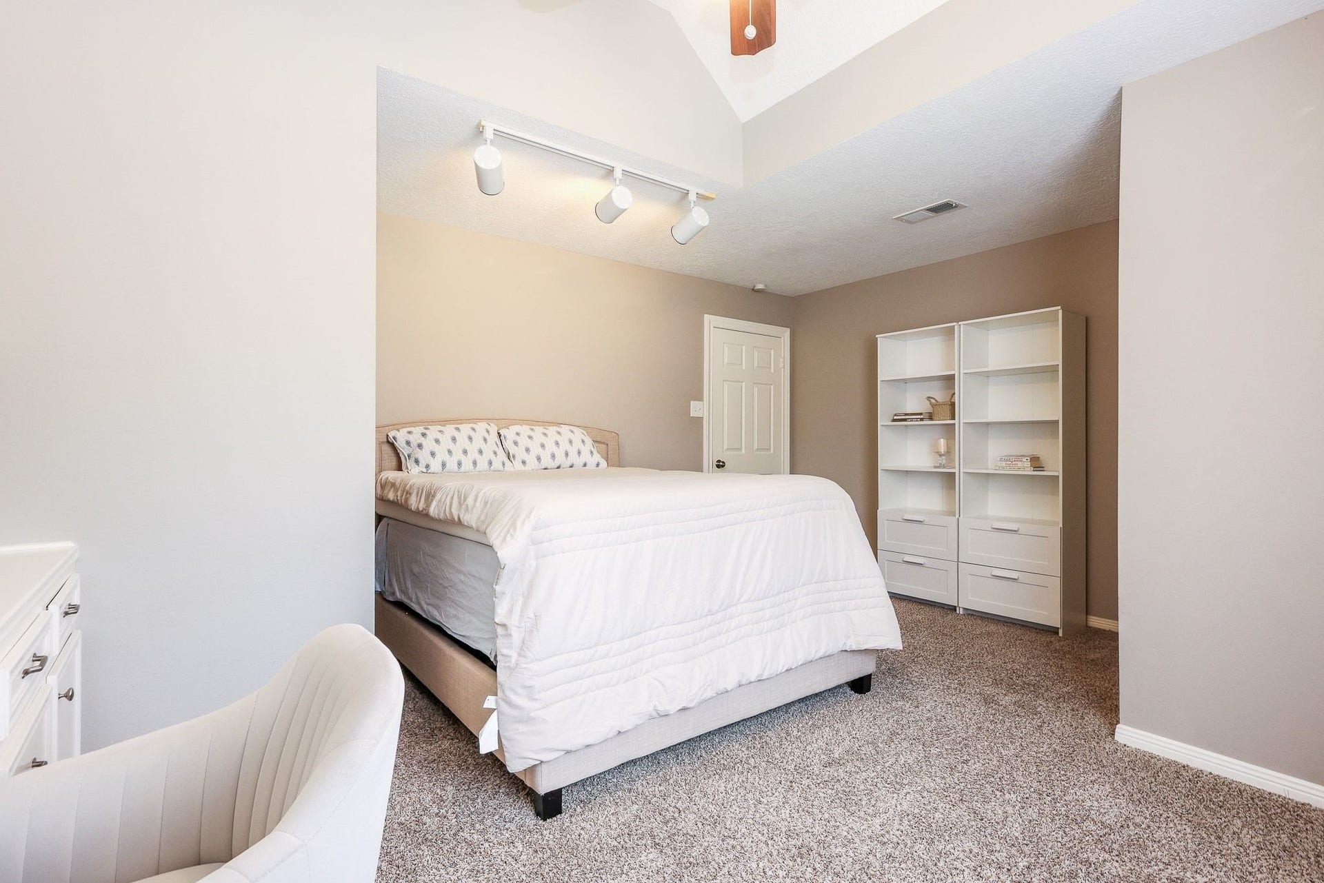 118 Mill Trail Drive, Sugar Land, TX 77498 118 Mill Trail Drive, Sugar Land, TX 77498