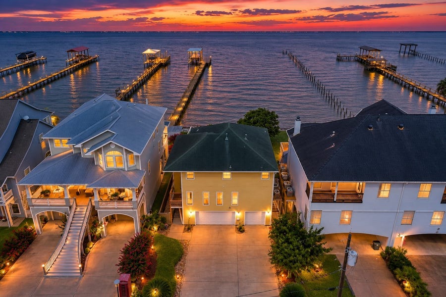 Property photo for 804 Bay Avenue, Kemah, TX