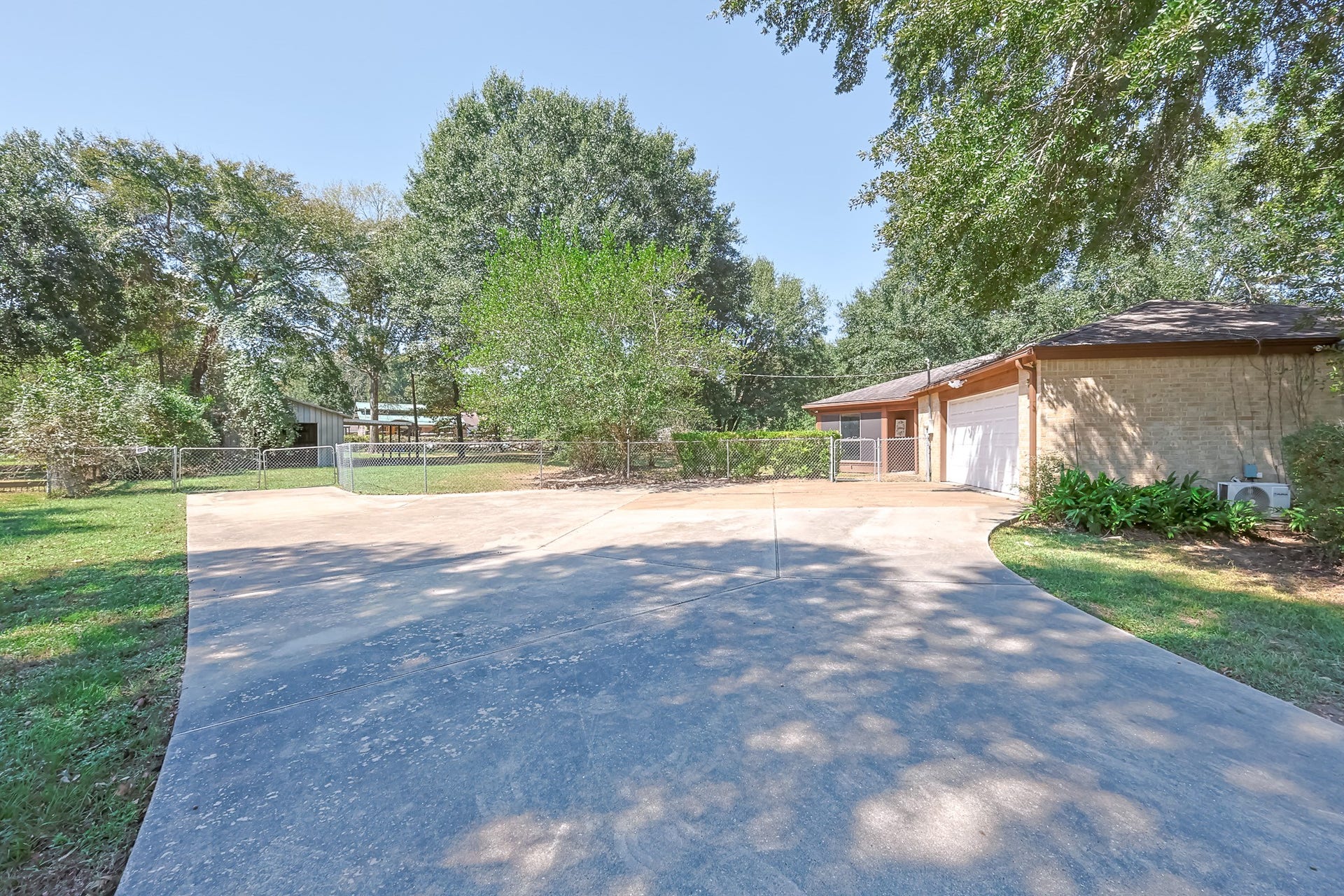 24603 Lori Lane, Magnolia, TX 77355 24603 Lori Lane, Magnolia, TX 77355