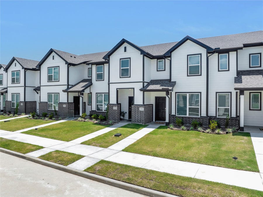 Property photo for 11915 De Carvalho Lane, #12, Tomball, TX