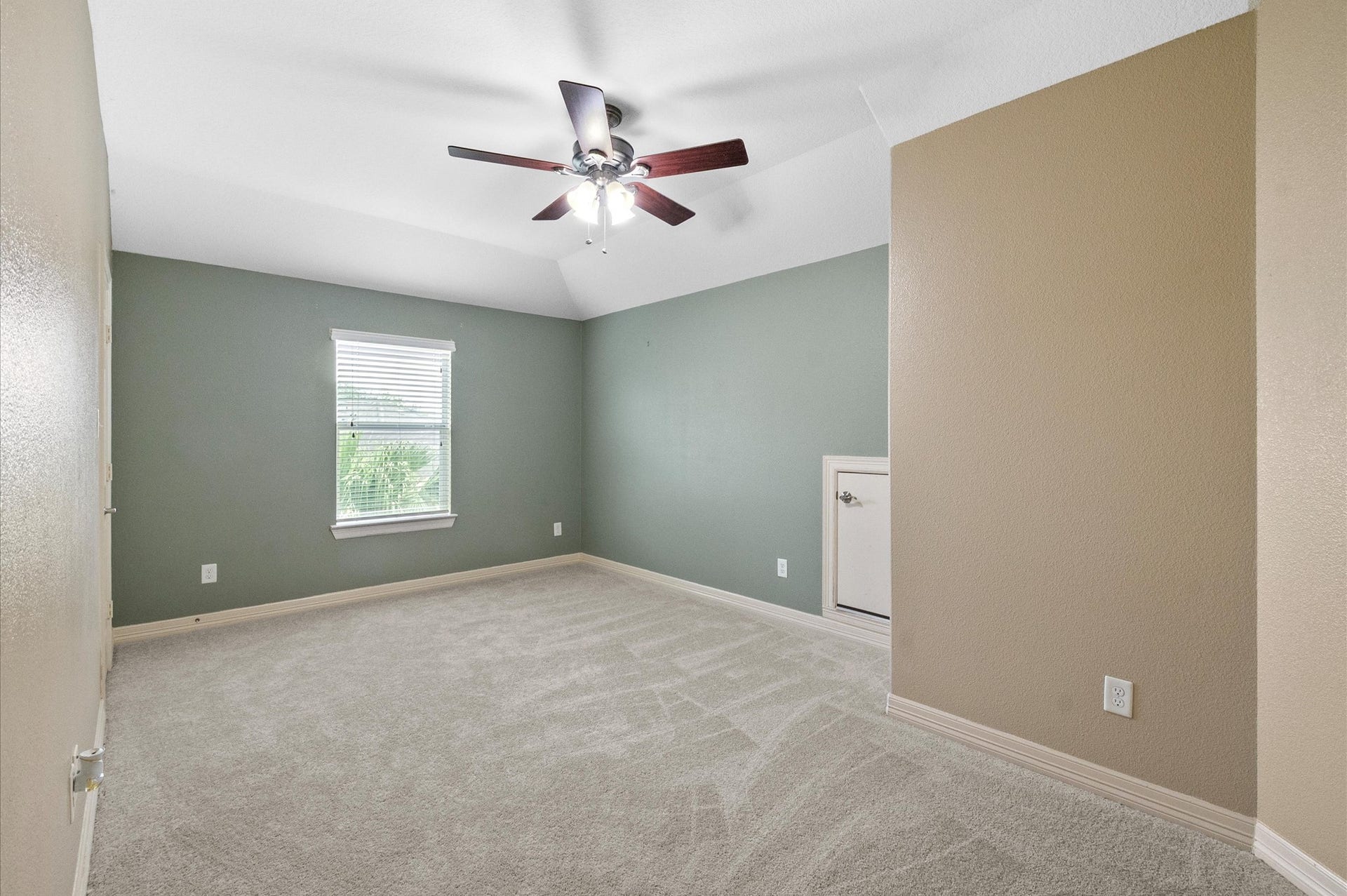 3544 Firenze Drive, Friendswood, TX 77546 3544 Firenze Drive, Friendswood, TX 77546