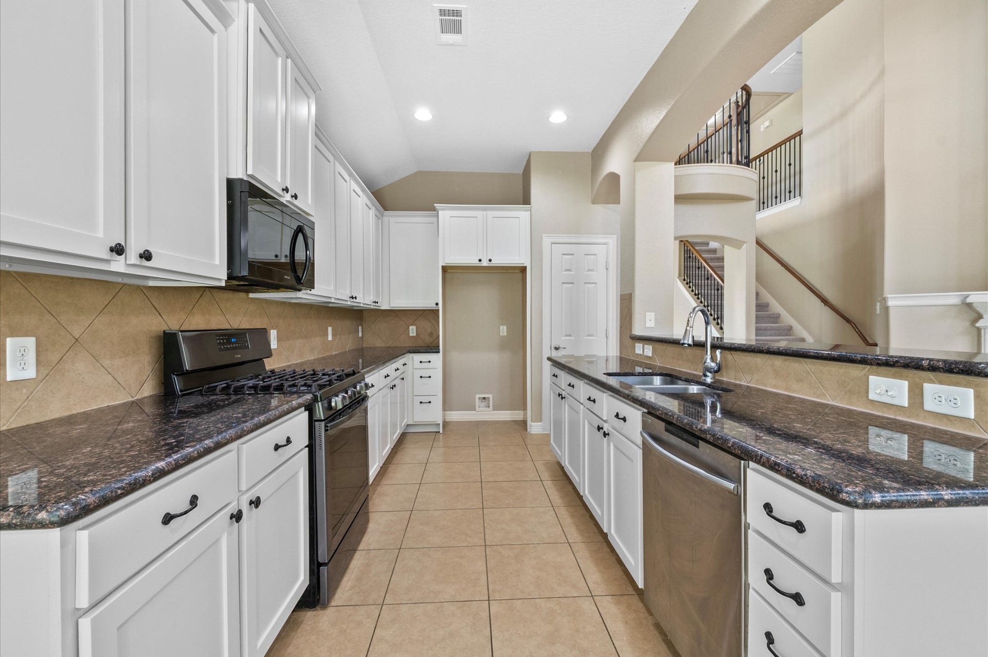 3544 Firenze Drive, Friendswood, TX 77546 3544 Firenze Drive, Friendswood, TX 77546