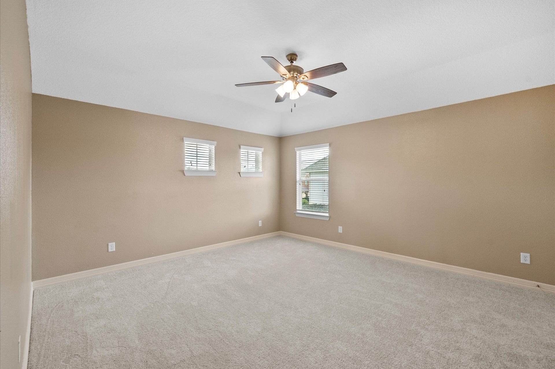 3544 Firenze Drive, Friendswood, TX 77546 3544 Firenze Drive, Friendswood, TX 77546