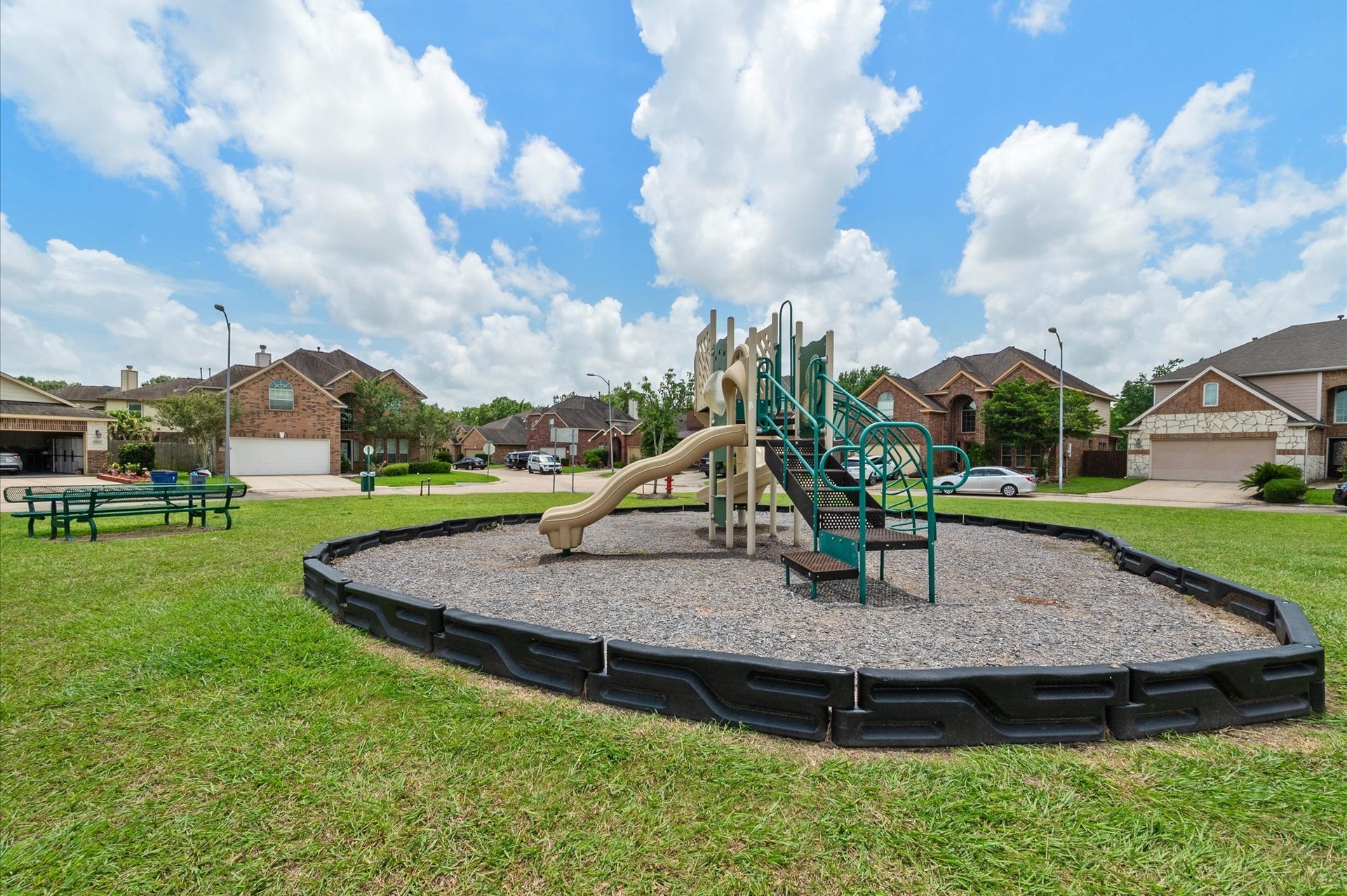 3544 Firenze Drive, Friendswood, TX 77546 3544 Firenze Drive, Friendswood, TX 77546