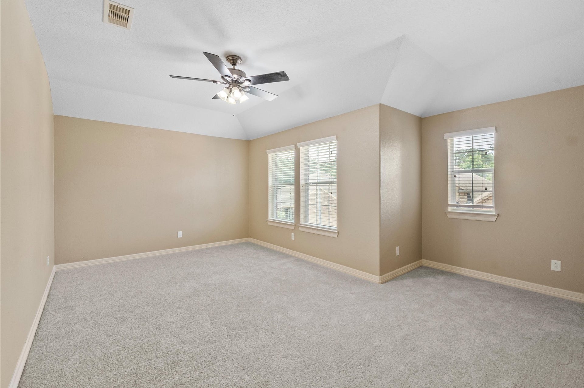 3544 Firenze Drive, Friendswood, TX 77546 3544 Firenze Drive, Friendswood, TX 77546