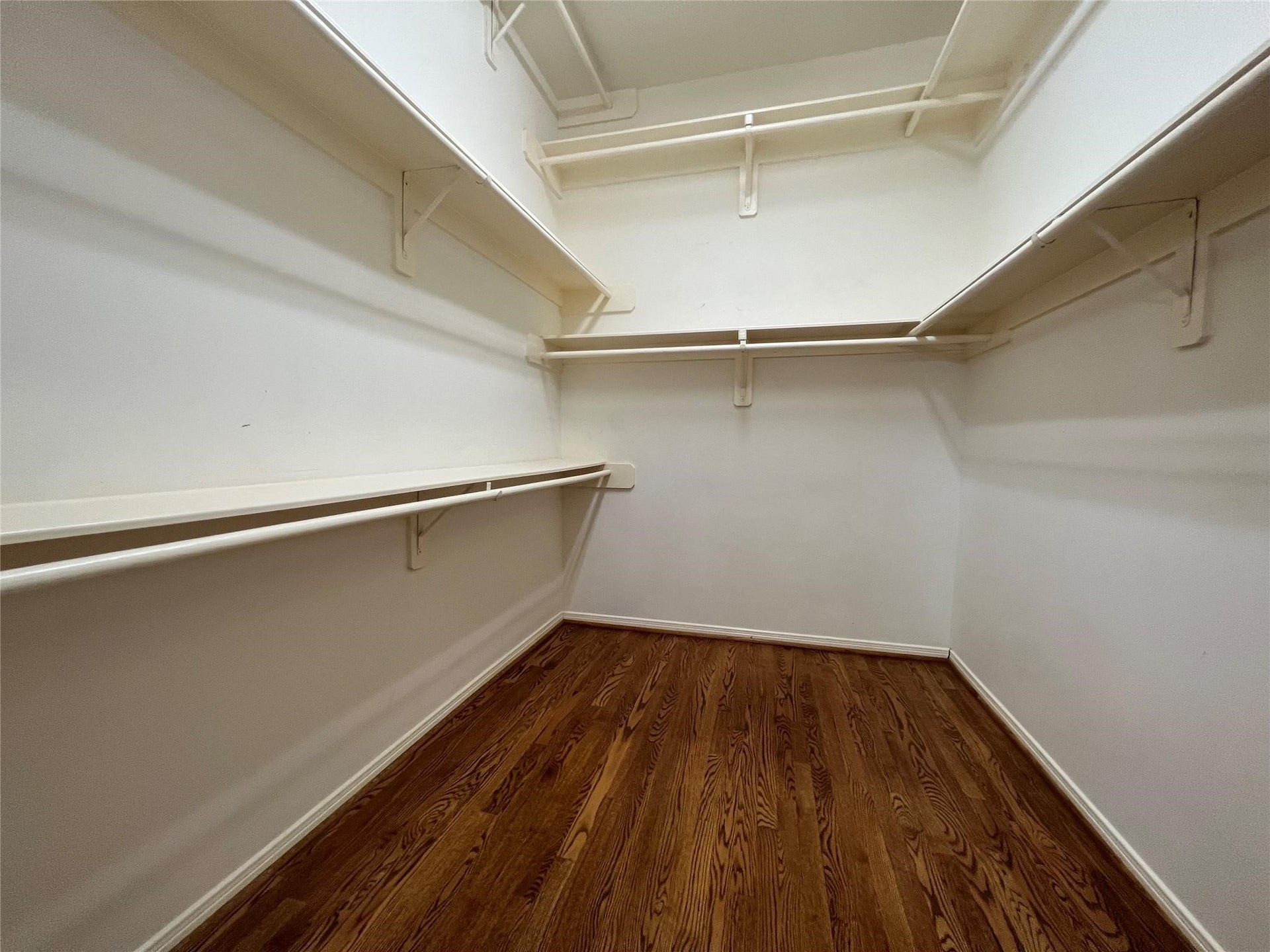 1323 Oneil Street, Houston, TX 77019 1323 Oneil Street, Houston, TX 77019