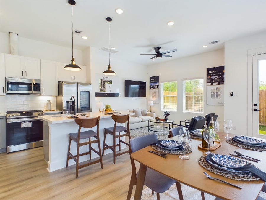 Property photo for 3008 Jensen Springs Lane, Houston, TX