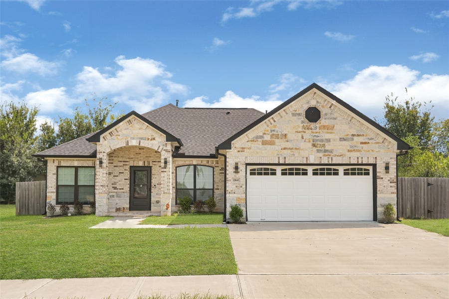 Property photo for 13041 Donegal Way, Houston, TX