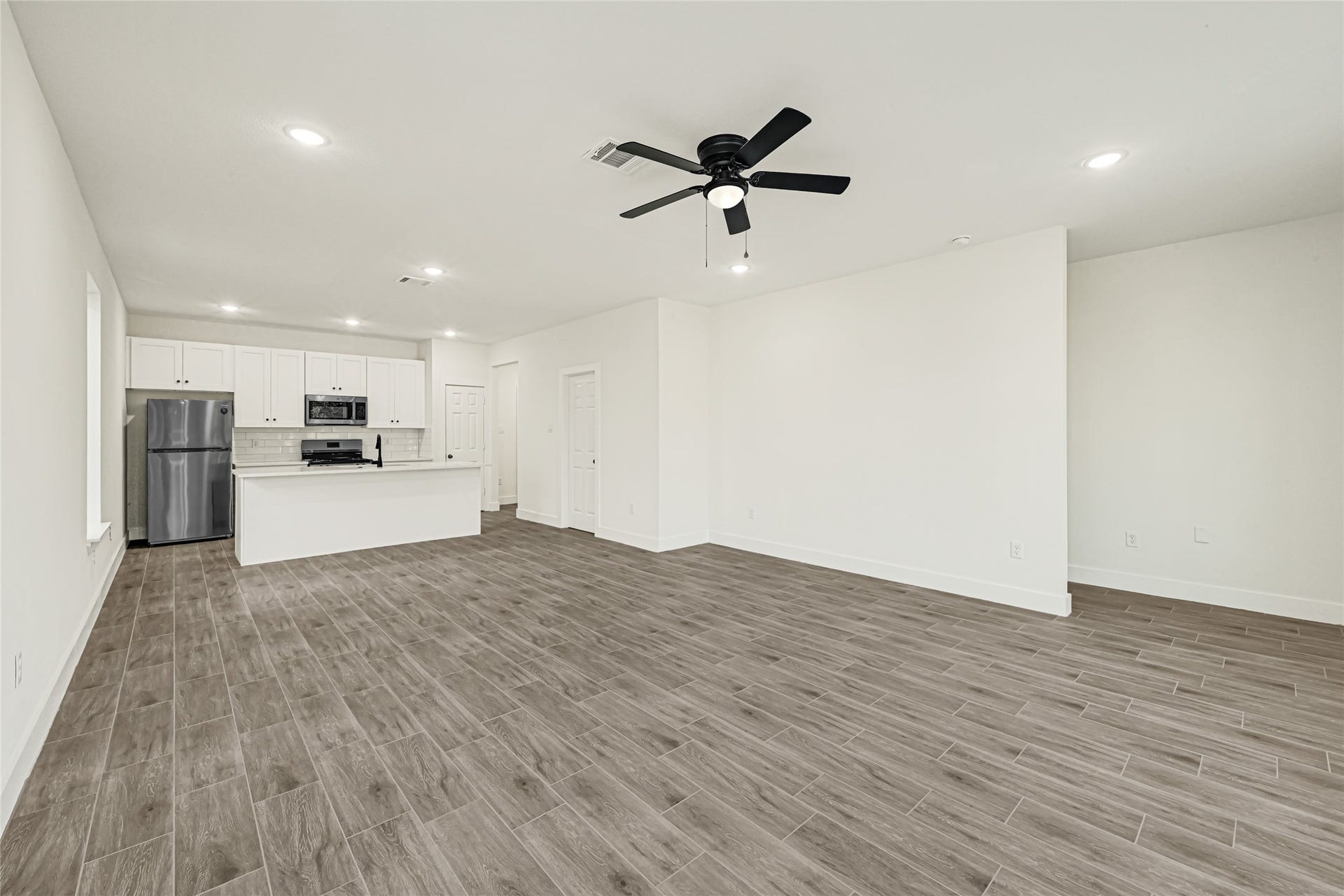 7953 Booker Street, #A/B, Houston, TX 77028 7953 Booker Street, #A/B, Houston, TX 77028