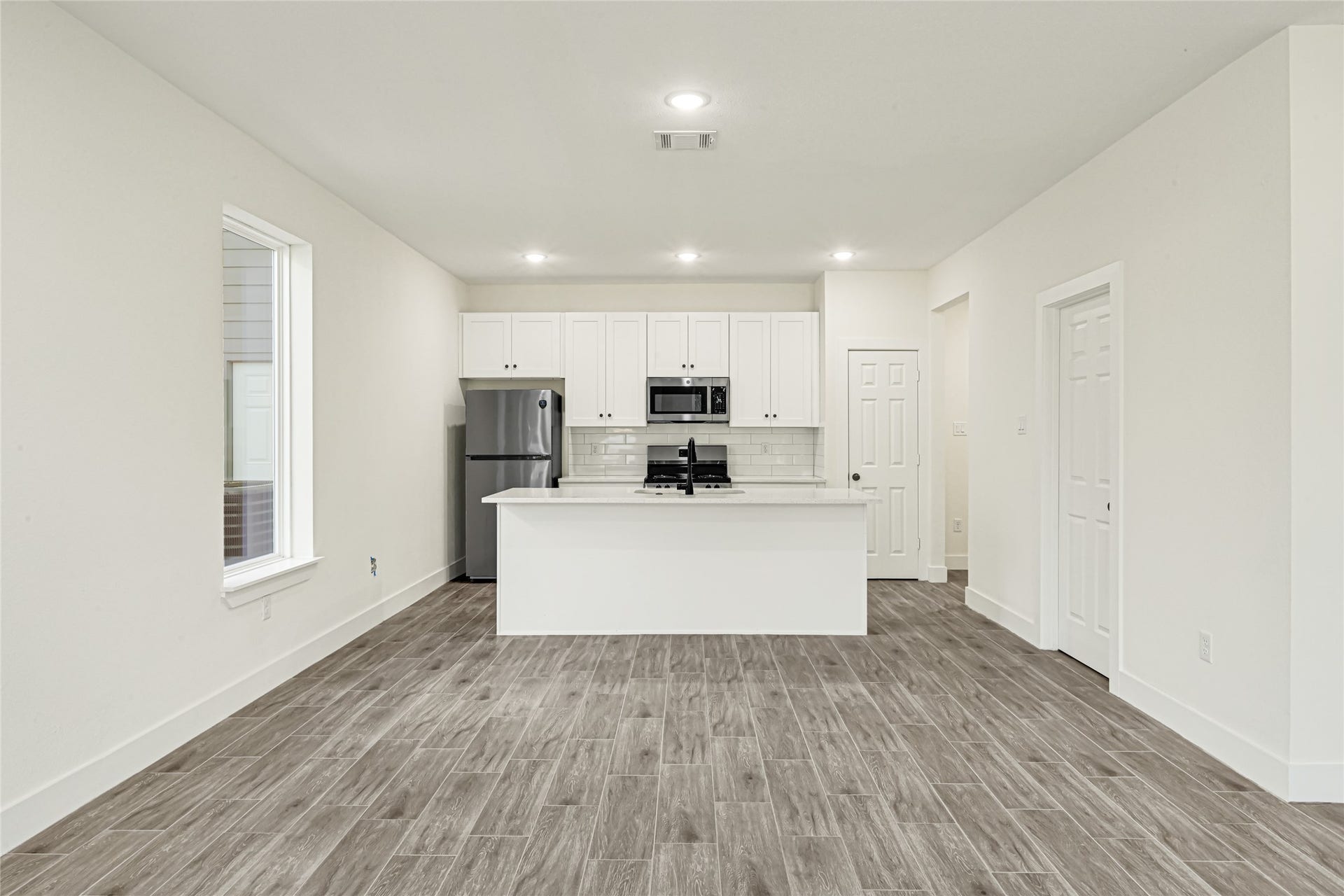 7953 Booker Street, #A/B, Houston, TX 77028 7953 Booker Street, #A/B, Houston, TX 77028