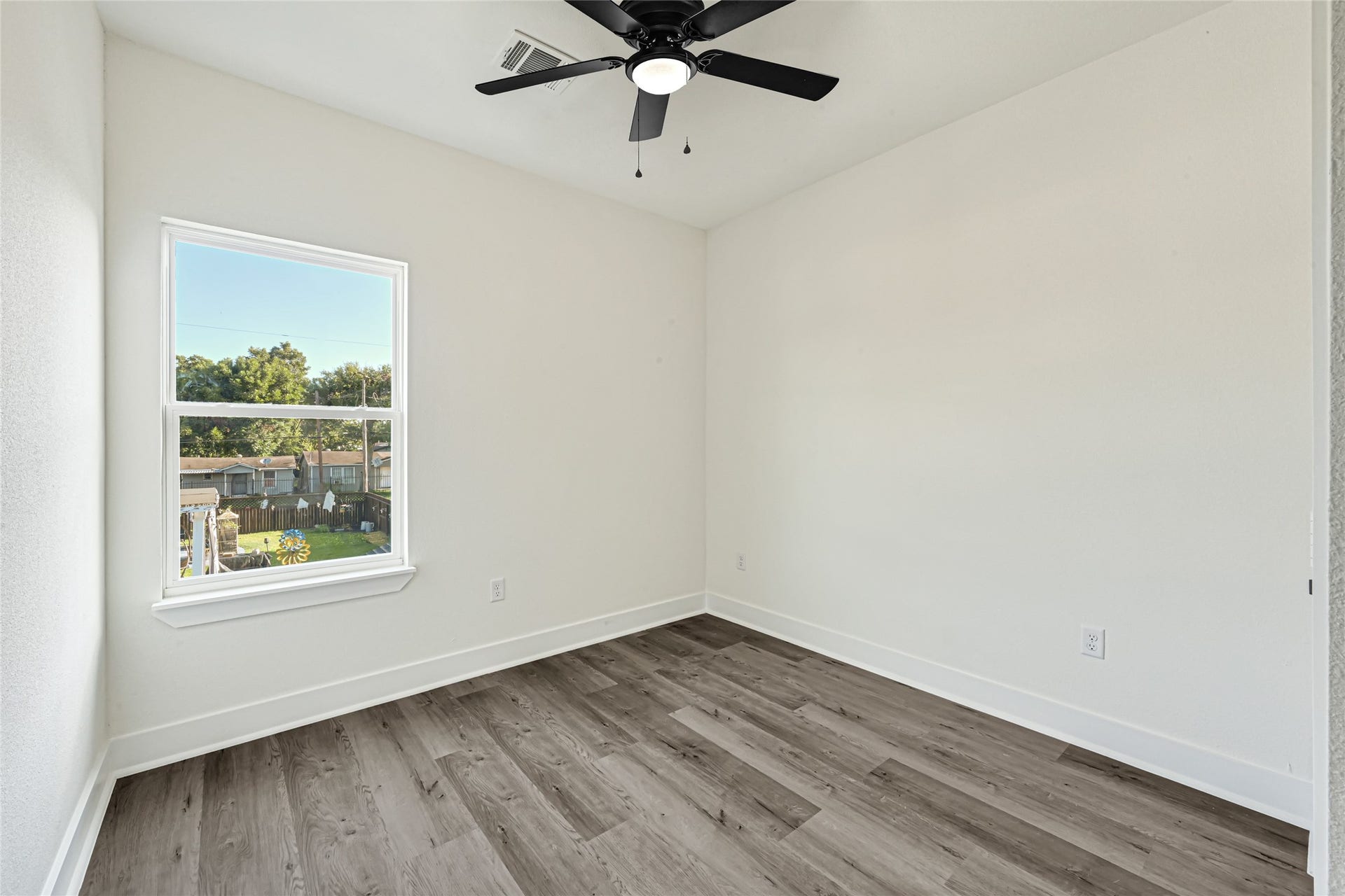 7953 Booker Street, #A/B, Houston, TX 77028 7953 Booker Street, #A/B, Houston, TX 77028