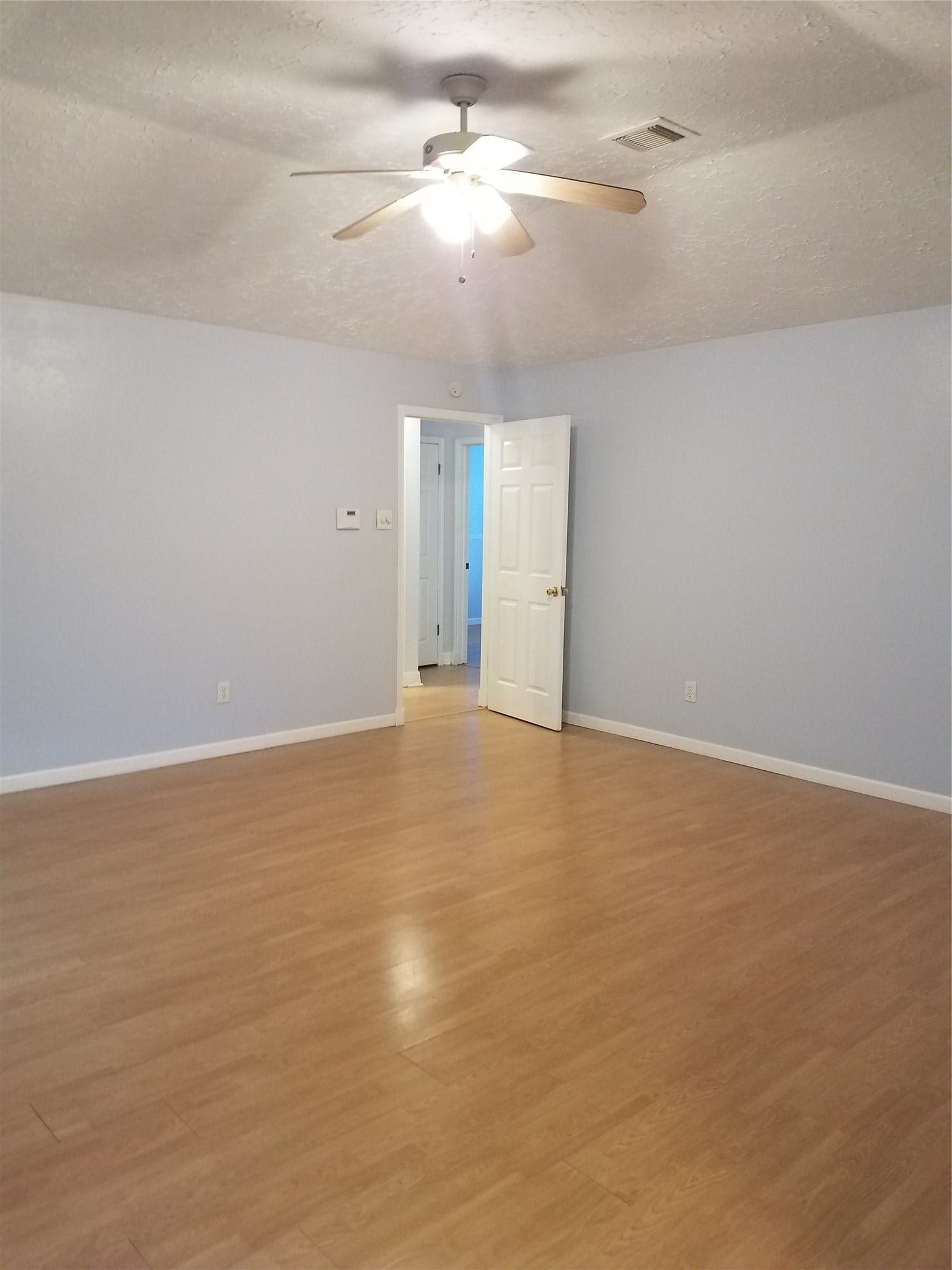 1503 Vickery Drive, Sugar Land, TX 77498 1503 Vickery Drive, Sugar Land, TX 77498
