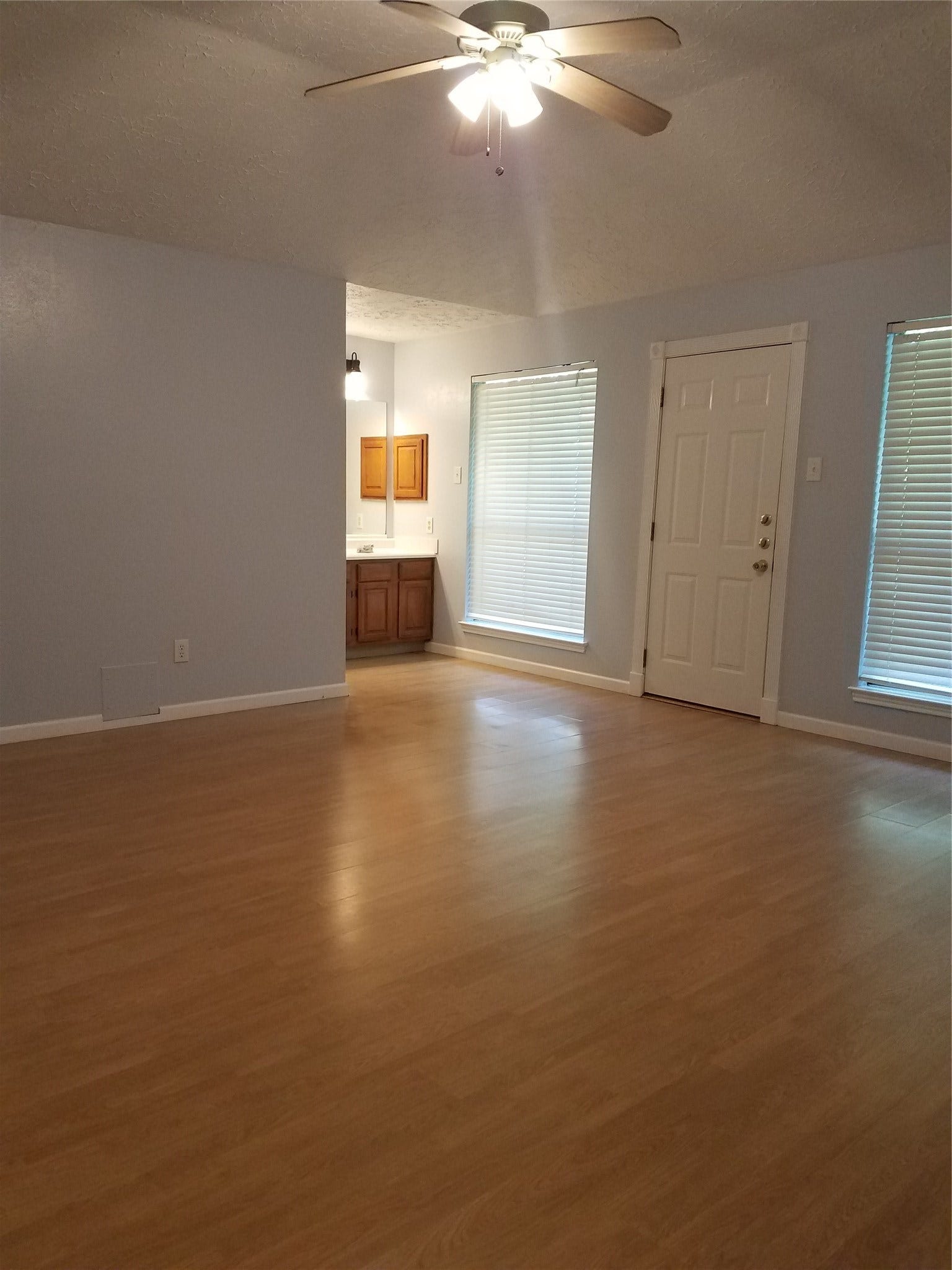 1503 Vickery Drive, Sugar Land, TX 77498 1503 Vickery Drive, Sugar Land, TX 77498