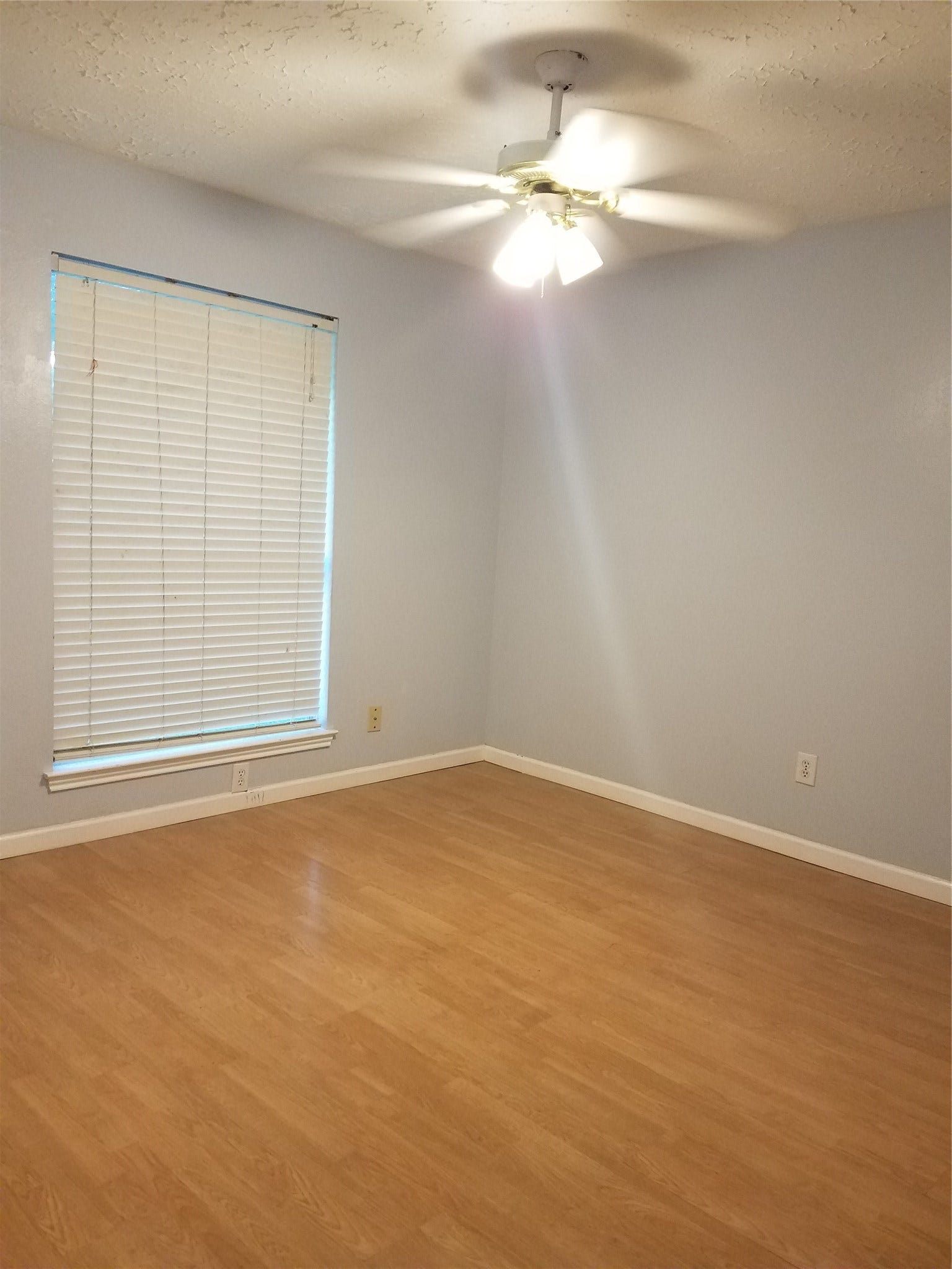 1503 Vickery Drive, Sugar Land, TX 77498 1503 Vickery Drive, Sugar Land, TX 77498