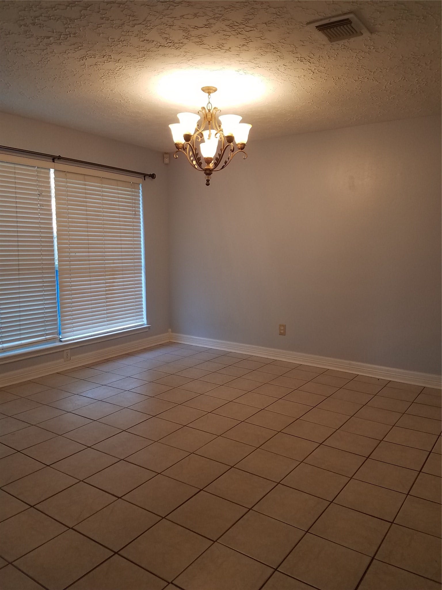 1503 Vickery Drive, Sugar Land, TX 77498 1503 Vickery Drive, Sugar Land, TX 77498