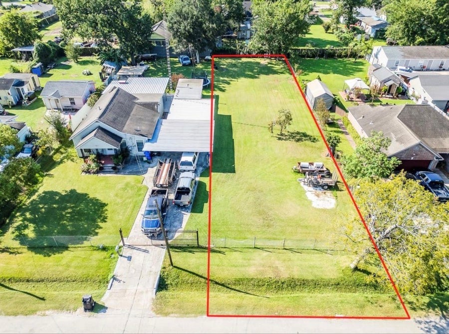 Property photo for 714 Apache Street, Houston, TX