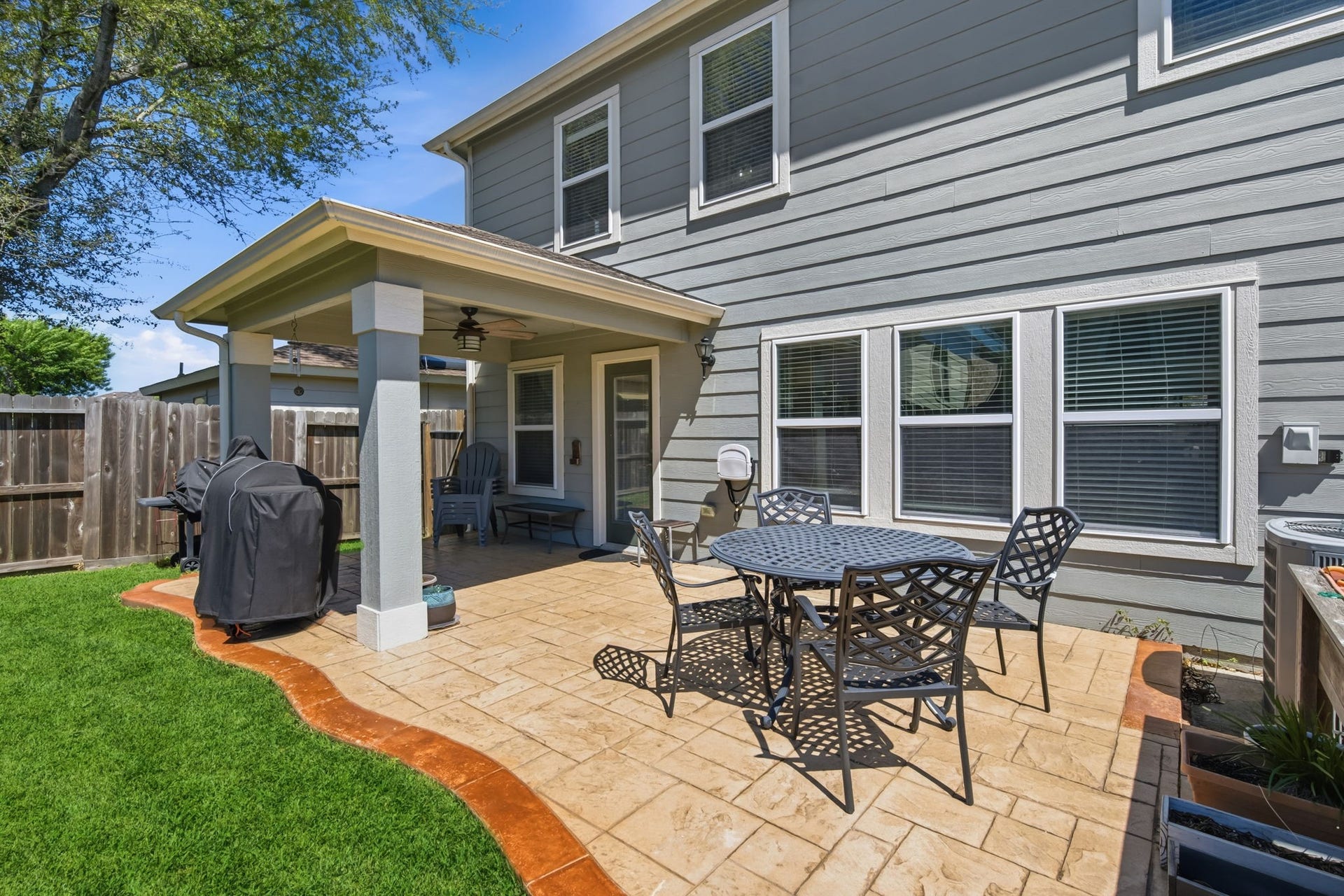 6615 Green Pear Lane, Houston, TX 77049 BacknPatio
