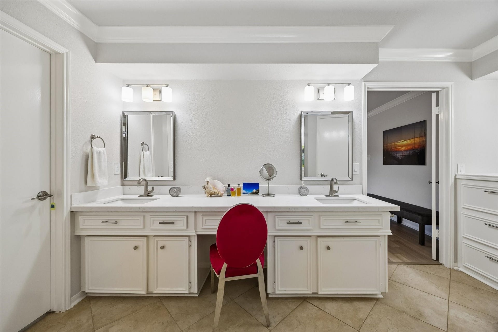 3122 Peach Tree Lane, Missouri City, TX 77459 The primary bathroom features a dual-sink vanity with ample storage, modern fixtures, and bright lighting. T