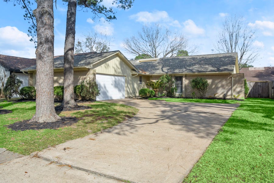 Property photo for 15606 Stoney Fork Drive, Houston, TX