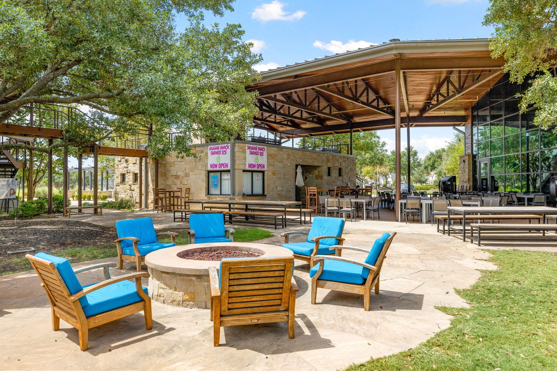 6903 Shoreline View Drive, Katy, TX 77493 Experience outdoor leisure!