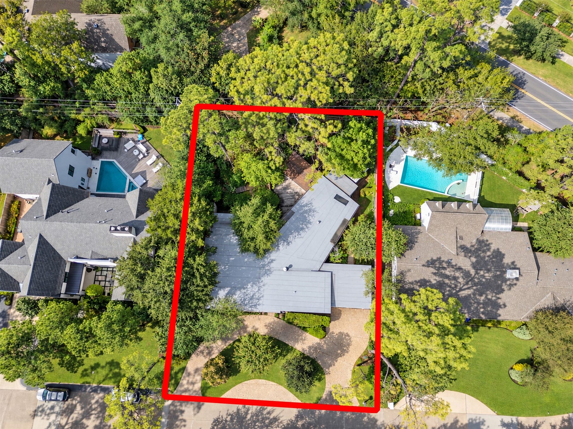 513 Ripple Creek Drive, Houston, TX 77024