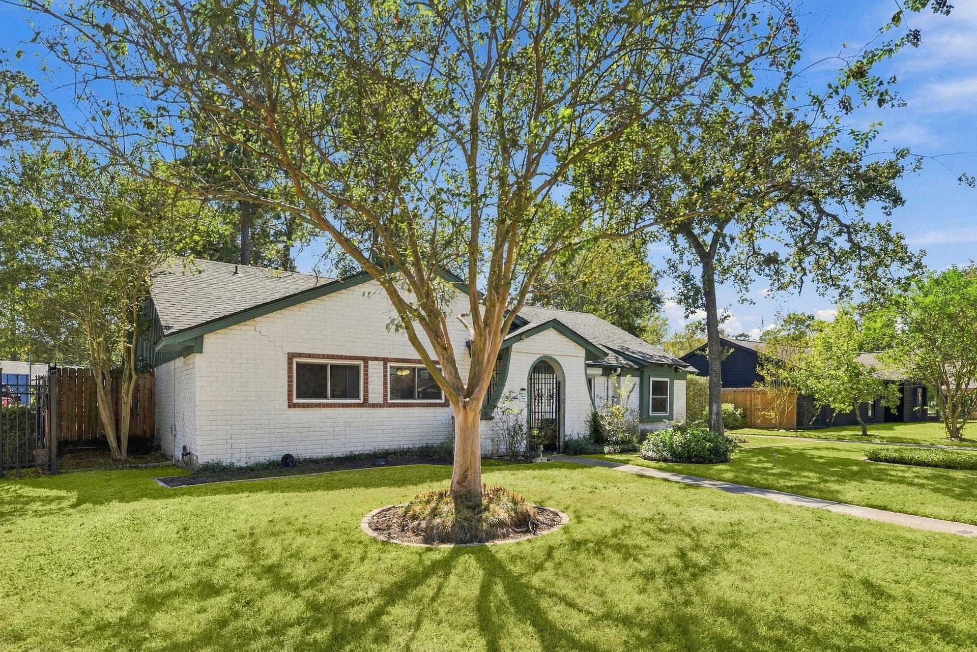 27214 Paula Lane, Conroe, TX 77385 27214 Paula Lane, Conroe, TX 77385