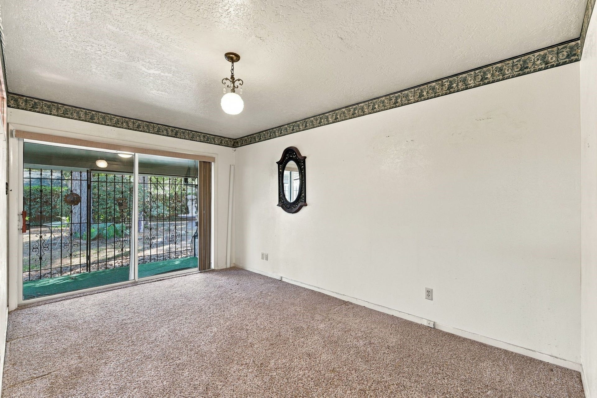 27214 Paula Lane, Conroe, TX 77385 27214 Paula Lane, Conroe, TX 77385